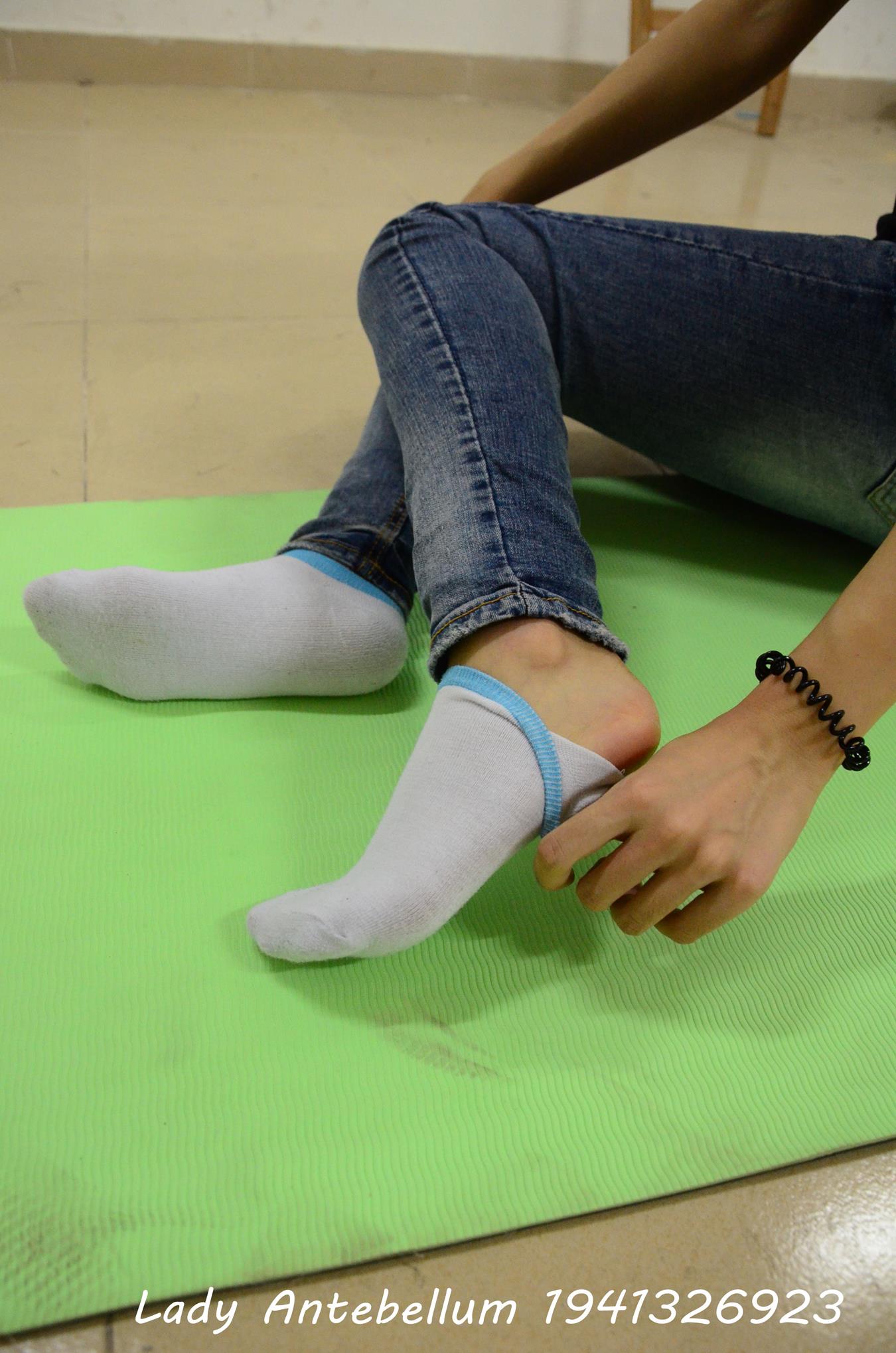 图片[51]-[战前女神] 美腿美足精品摄影套图 056 [75P] – 速更版-美库