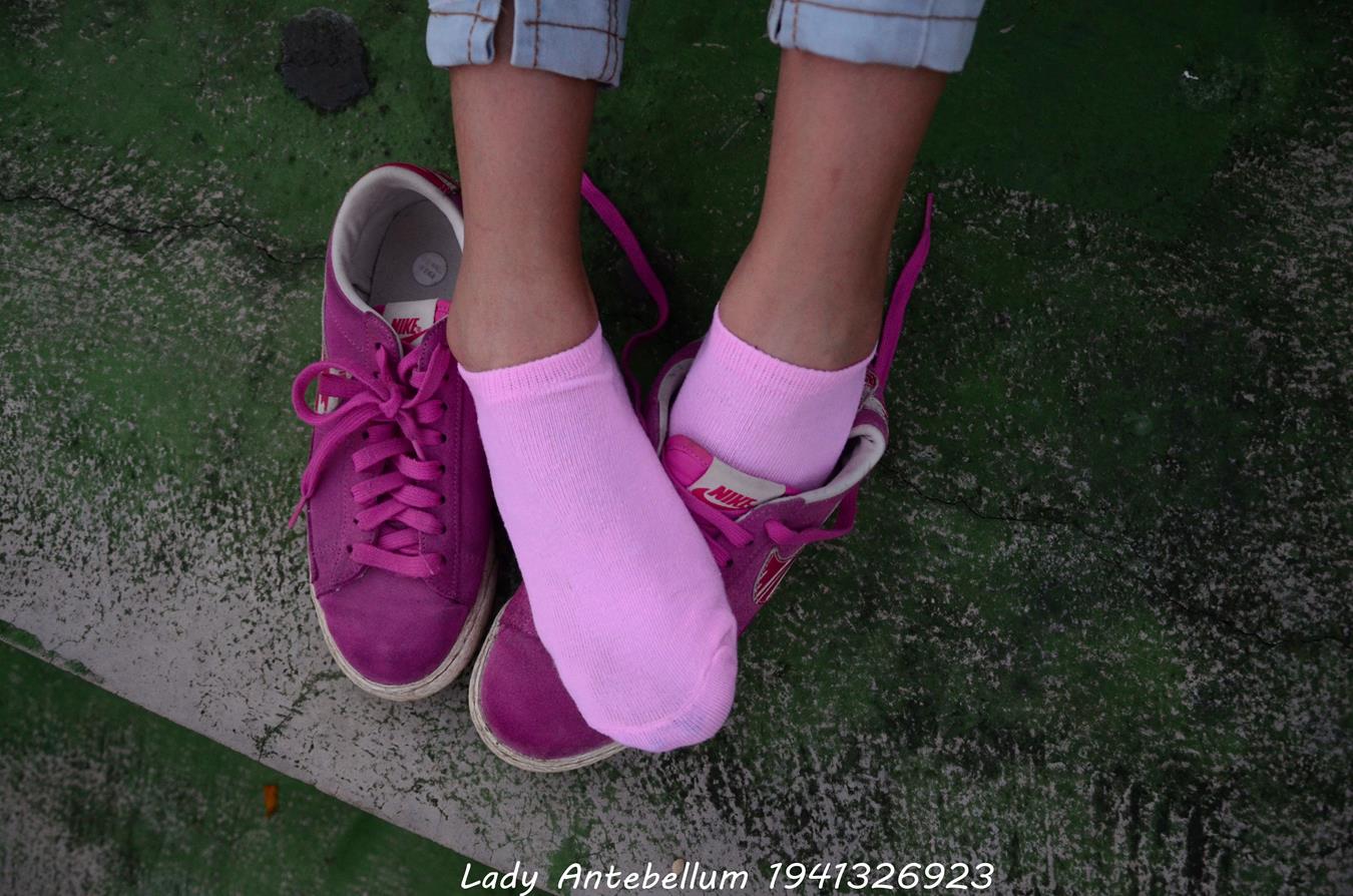 图片[39]-[战前女神] 美腿美足精品摄影套图 057 [55P] – 速更版-美库