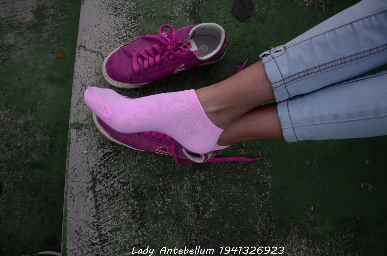 图片[40]-[战前女神] 美腿美足精品摄影套图 057 [55P] – 速更版-美库