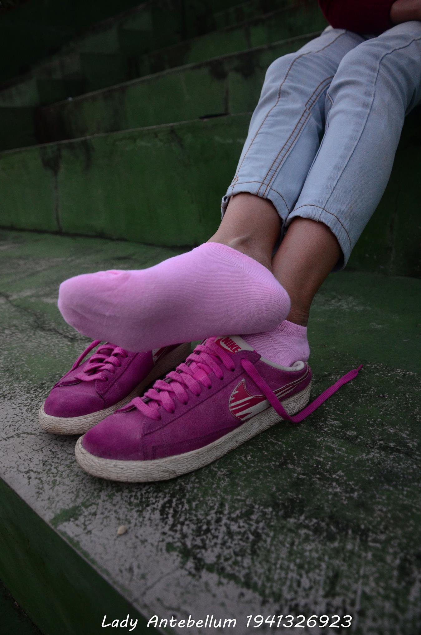 图片[42]-[战前女神] 美腿美足精品摄影套图 057 [55P] – 速更版-美库