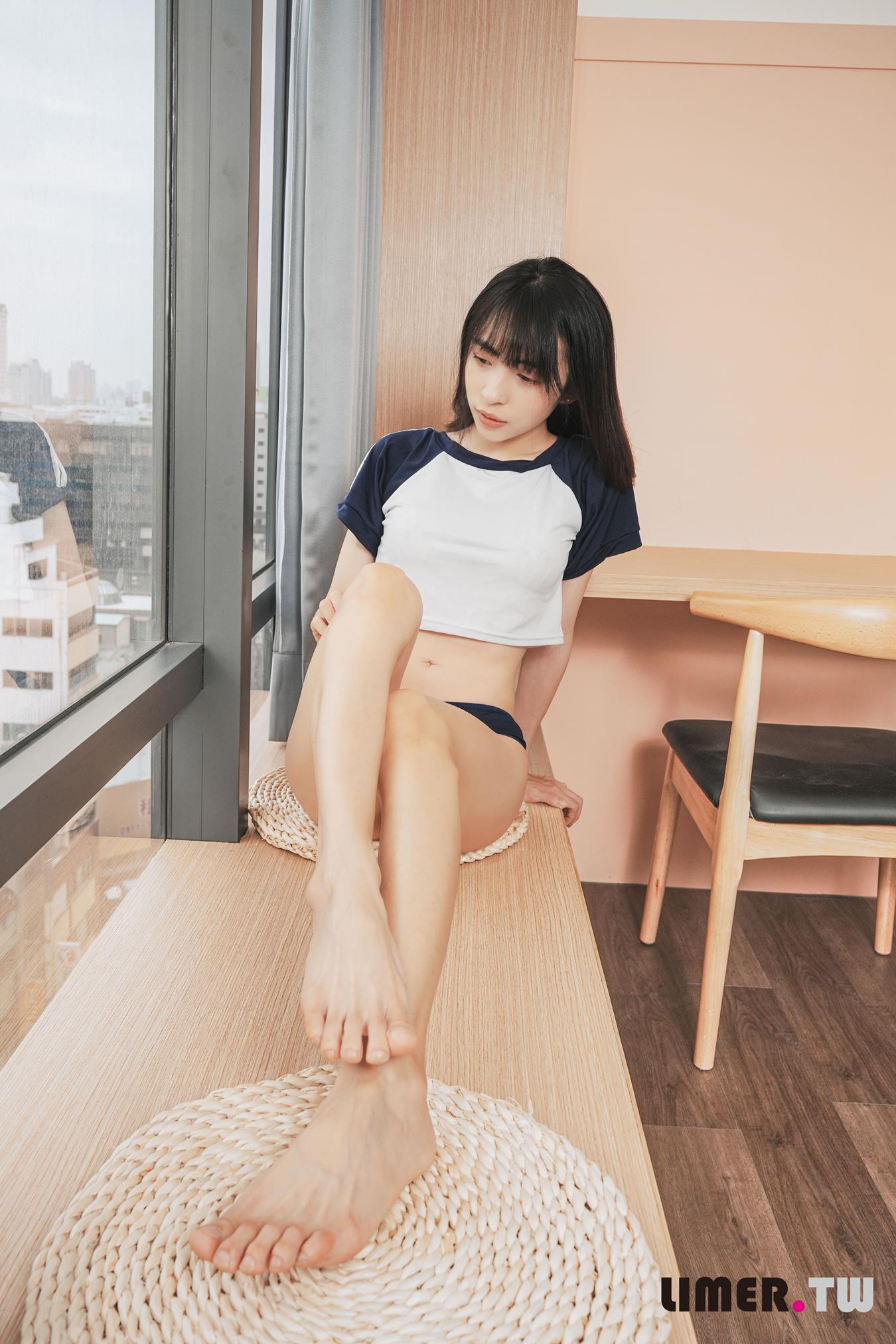 图片[27]-Limerence原创 NO.020 子子 体操服 死库水脚底纹路  [140P] – 速更版-美库