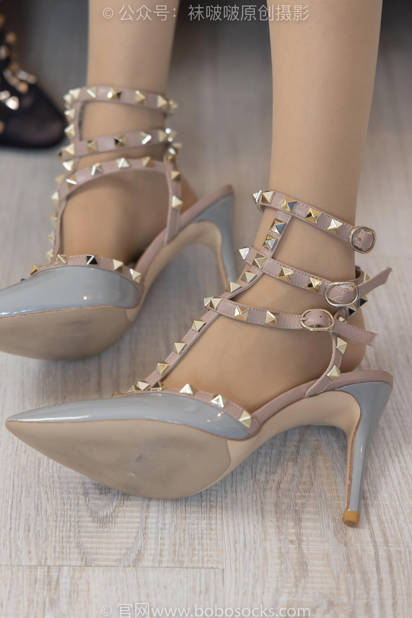 图片[49]-[BoBoSocks袜啵啵]NO.165 小甜豆稚予-高跟鞋、深灰丝、肉丝、吊带黑丝 (2) [108P] – 速更版-美库