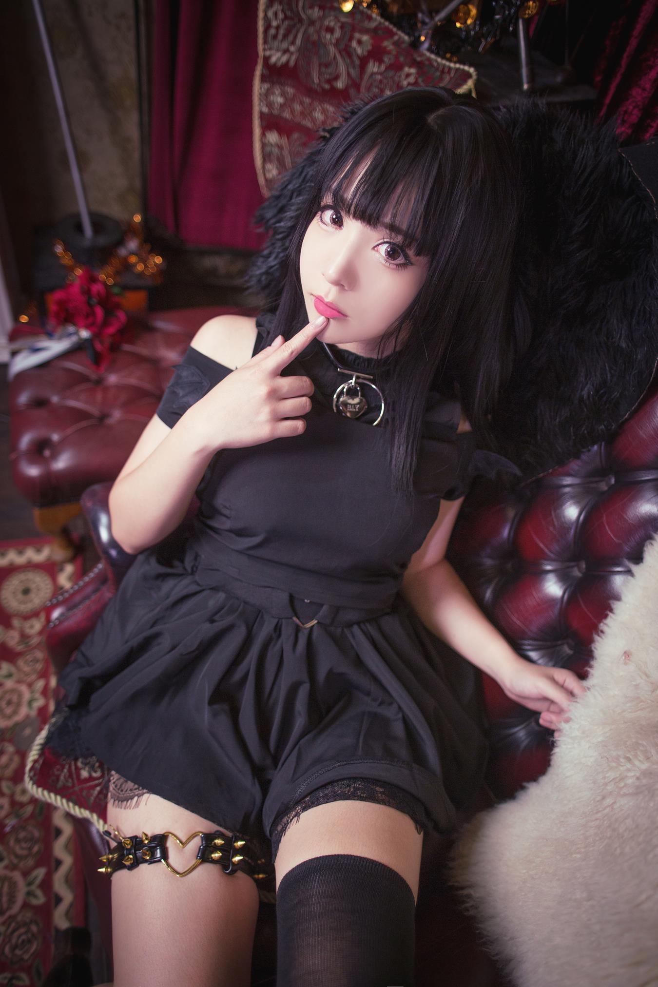 图片[30]-Cos妹子千寻  天使与恶魔 [45P] – 速更版-美库