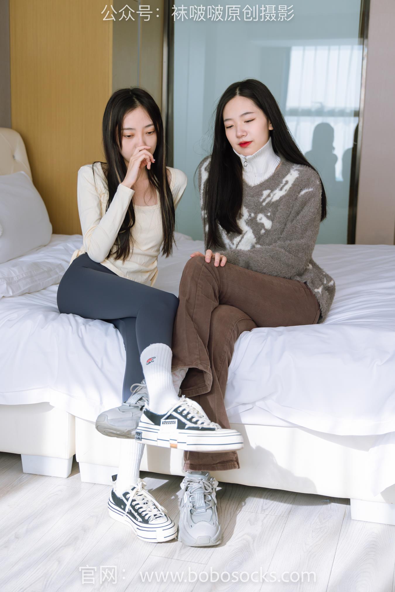 图片[35]-[BoBoSocks袜啵啵]NO.166 小甜豆稚予-板鞋、运动鞋、高跟鞋、白棉袜、蓝丝 (1) [100P] – 速更版-美库