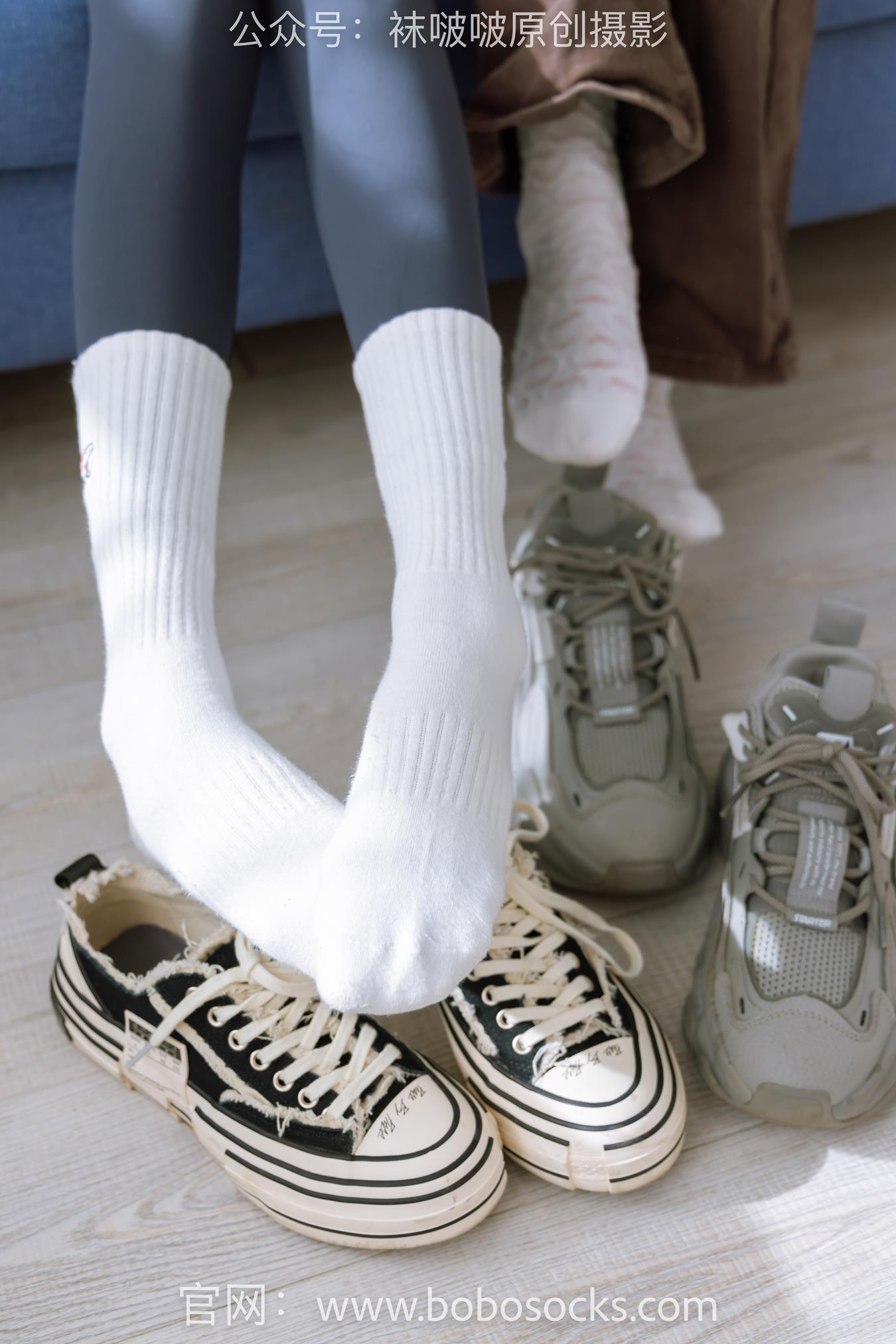 图片[55]-[BoBoSocks袜啵啵]NO.166 小甜豆稚予-板鞋、运动鞋、高跟鞋、白棉袜、蓝丝 (1) [100P] – 速更版-美库