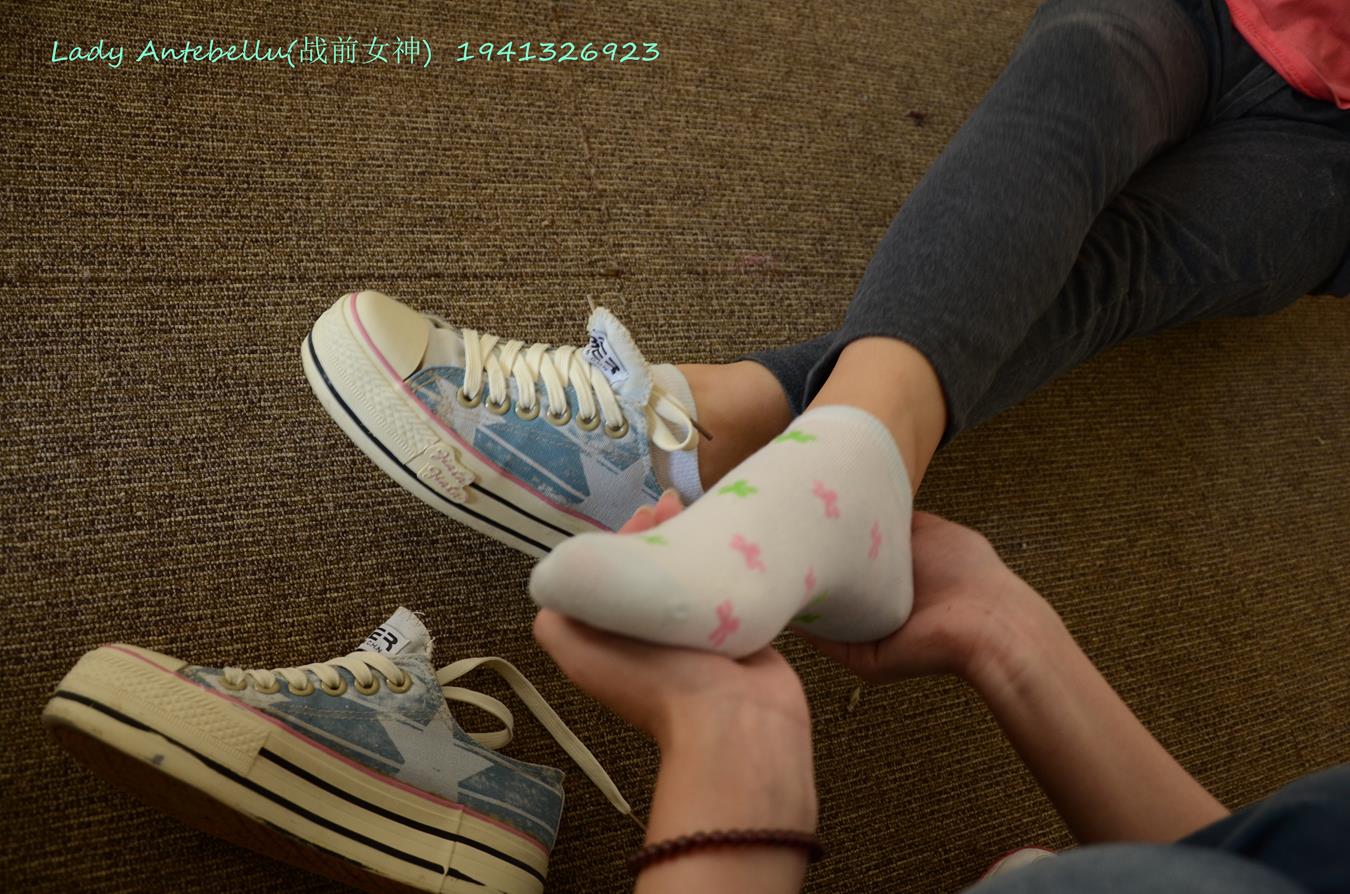 图片[11]-[战前女神] 美腿美足精品摄影套图 058 [100P] – 速更版-美库