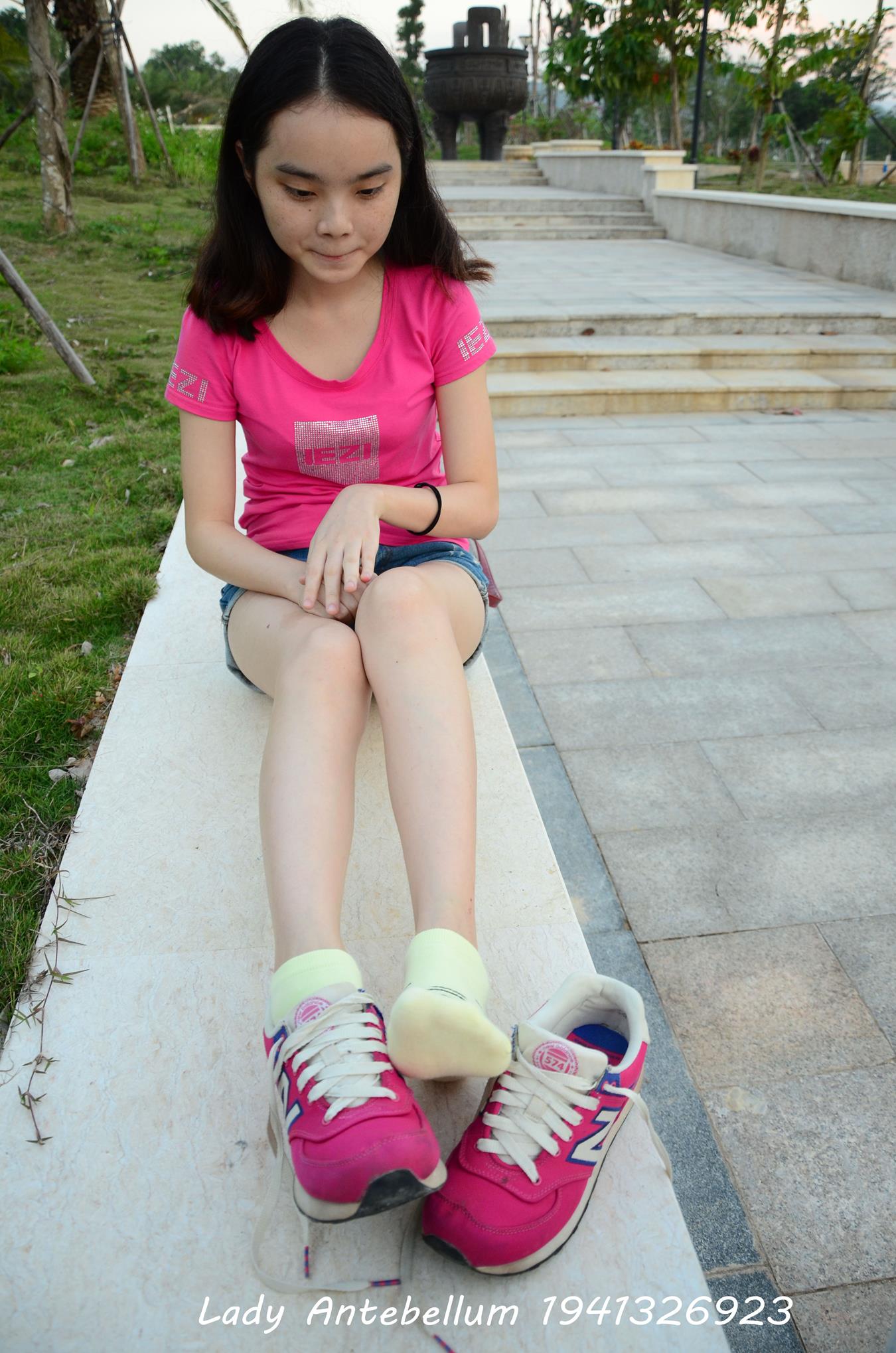 图片[24]-[战前女神] 美腿美足精品摄影套图 060 [100P] – 速更版-美库