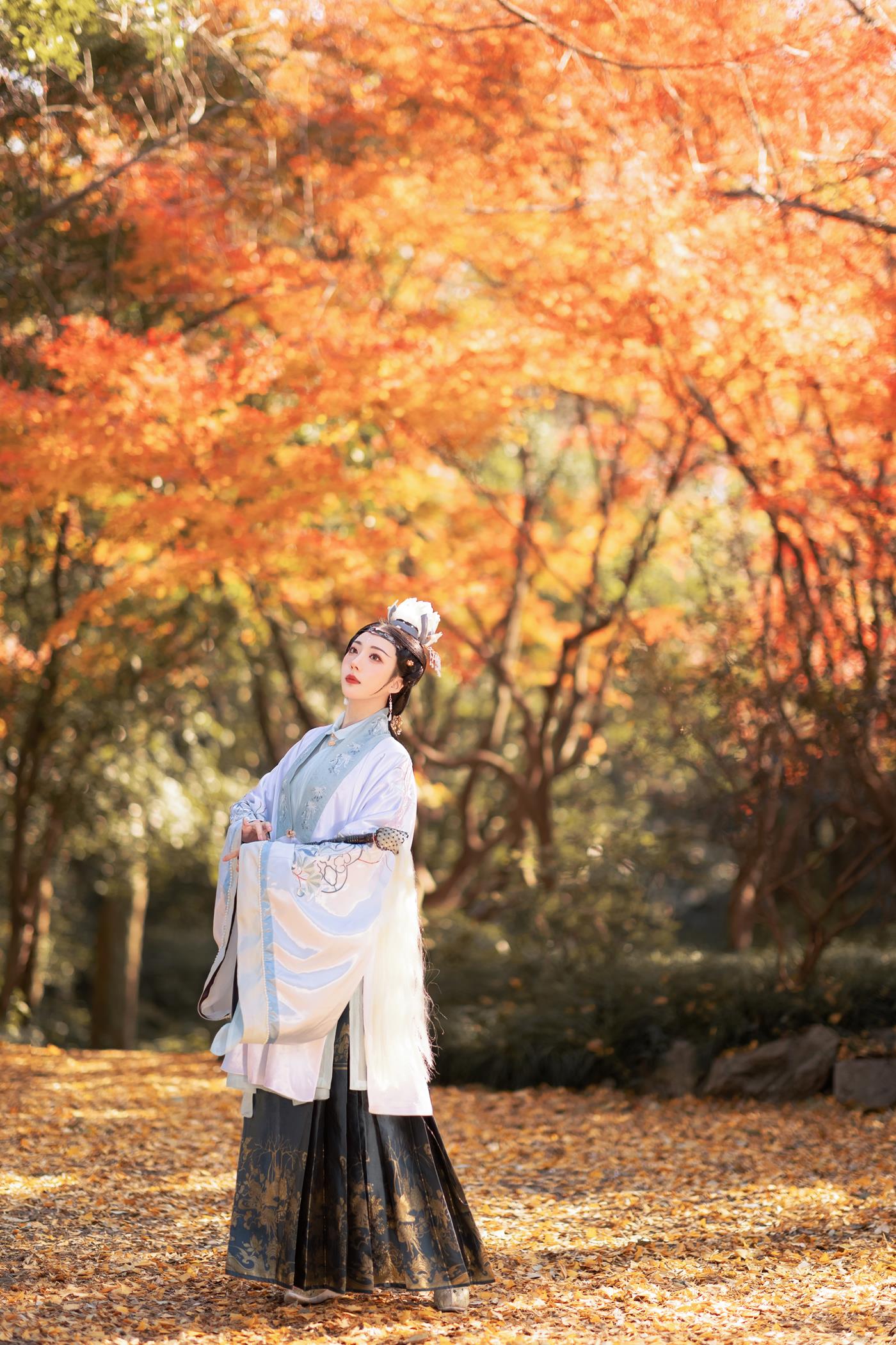 图片[19]-[YITUYU艺图语] 2022.02.14 秋意 是真的南渊 [25P] – 速更版-美库