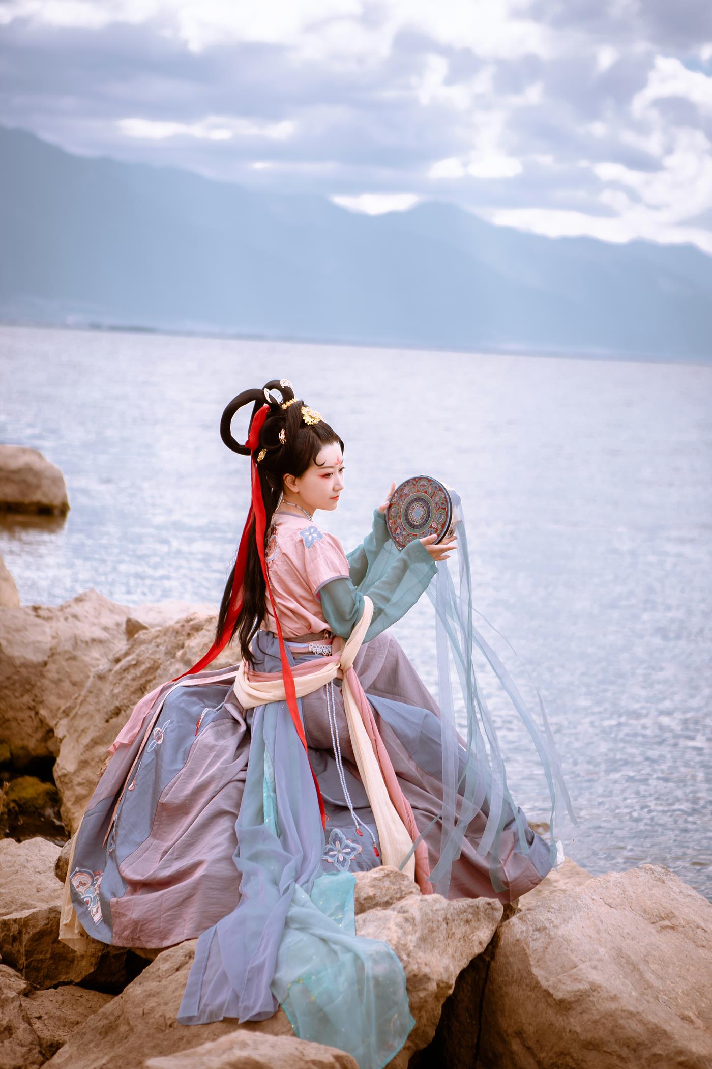 图片[21]-[YITUYU艺图语] 2022.02.14 胡旋女 重羽_KUSHINA-MIO [23P] – 速更版-美库