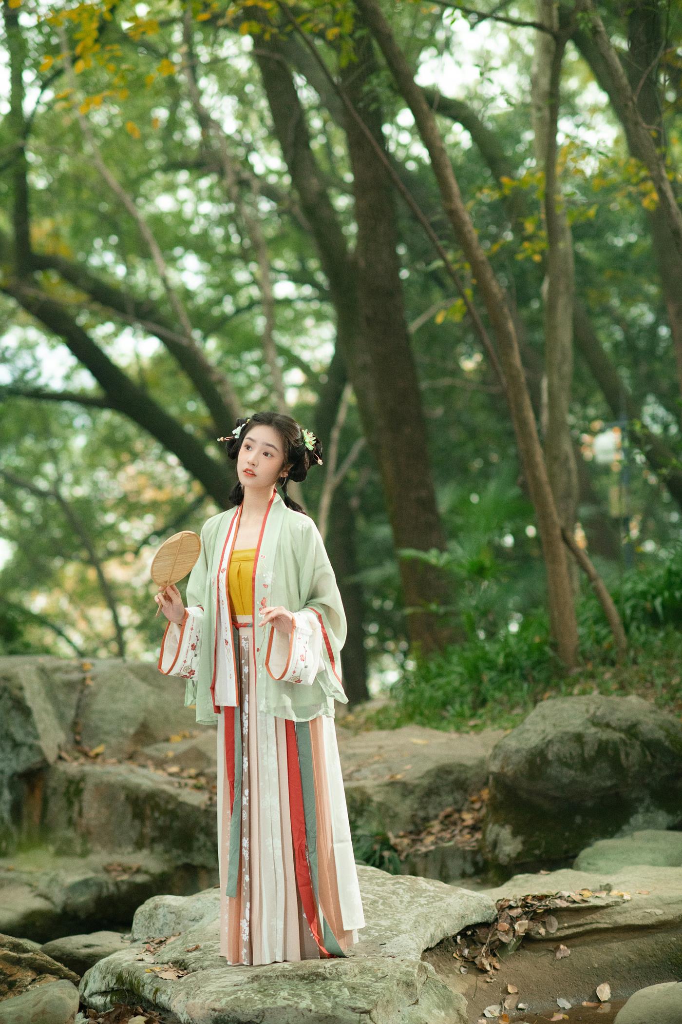 图片[13]-[YITUYU艺图语] 2022.02.15 初夏 珂珂 [22P] – 速更版-美库