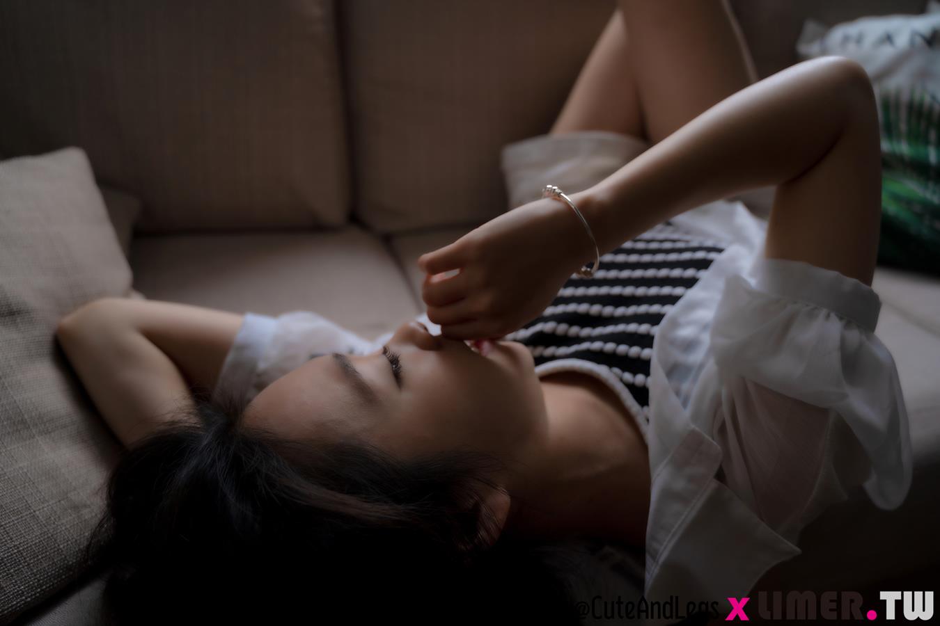 图片[55]-Limerence原创 NO.021 小侯佩初次合作一脸羞涩 (3) [60P] – 速更版-美库