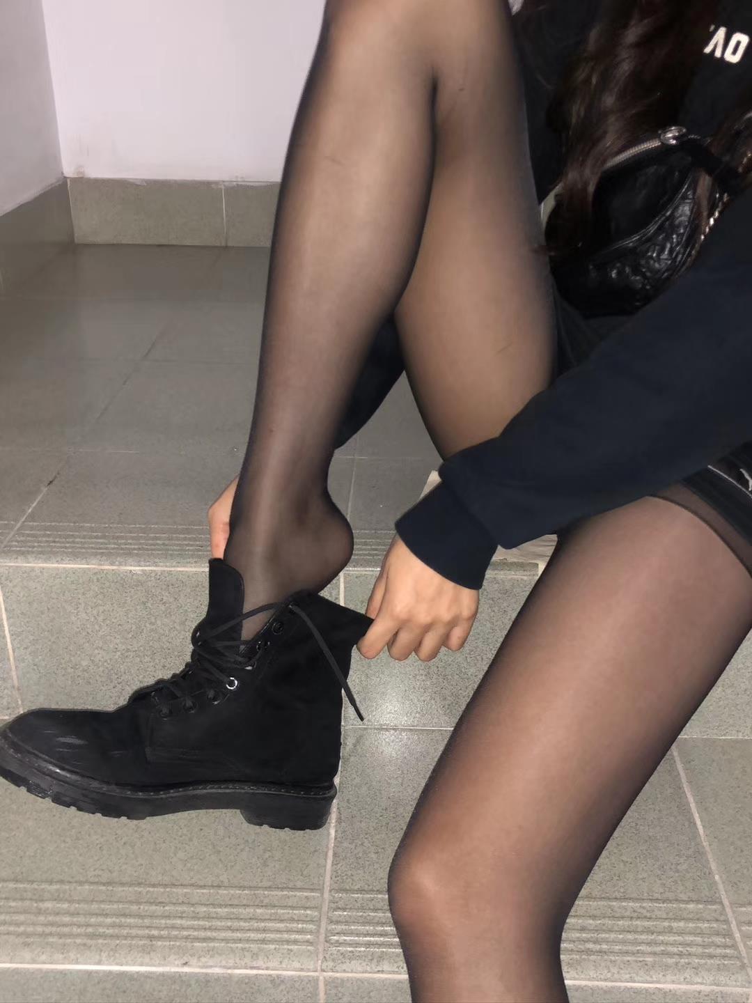 图片[39]-无敌的小姨妈微信朋友圈高级收费资源下载2 (1) [100P] – 速更版-美库