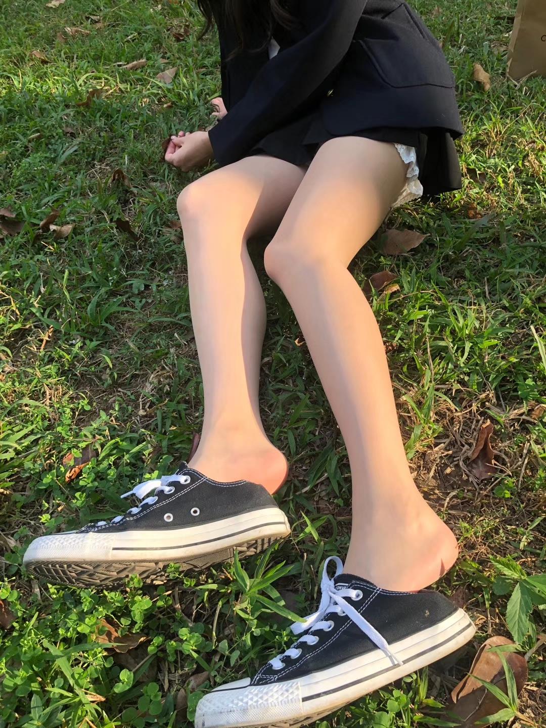 图片[99]-无敌的小姨妈微信朋友圈高级收费资源下载2 (2) [100P] – 速更版-美库