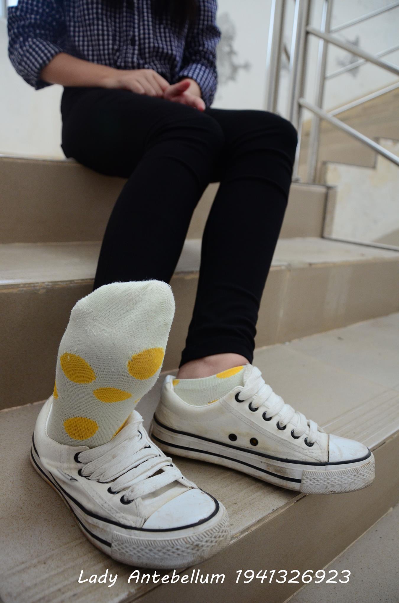 图片[16]-[战前女神] 美腿美足精品摄影套图 066 [57P] – 速更版-美库