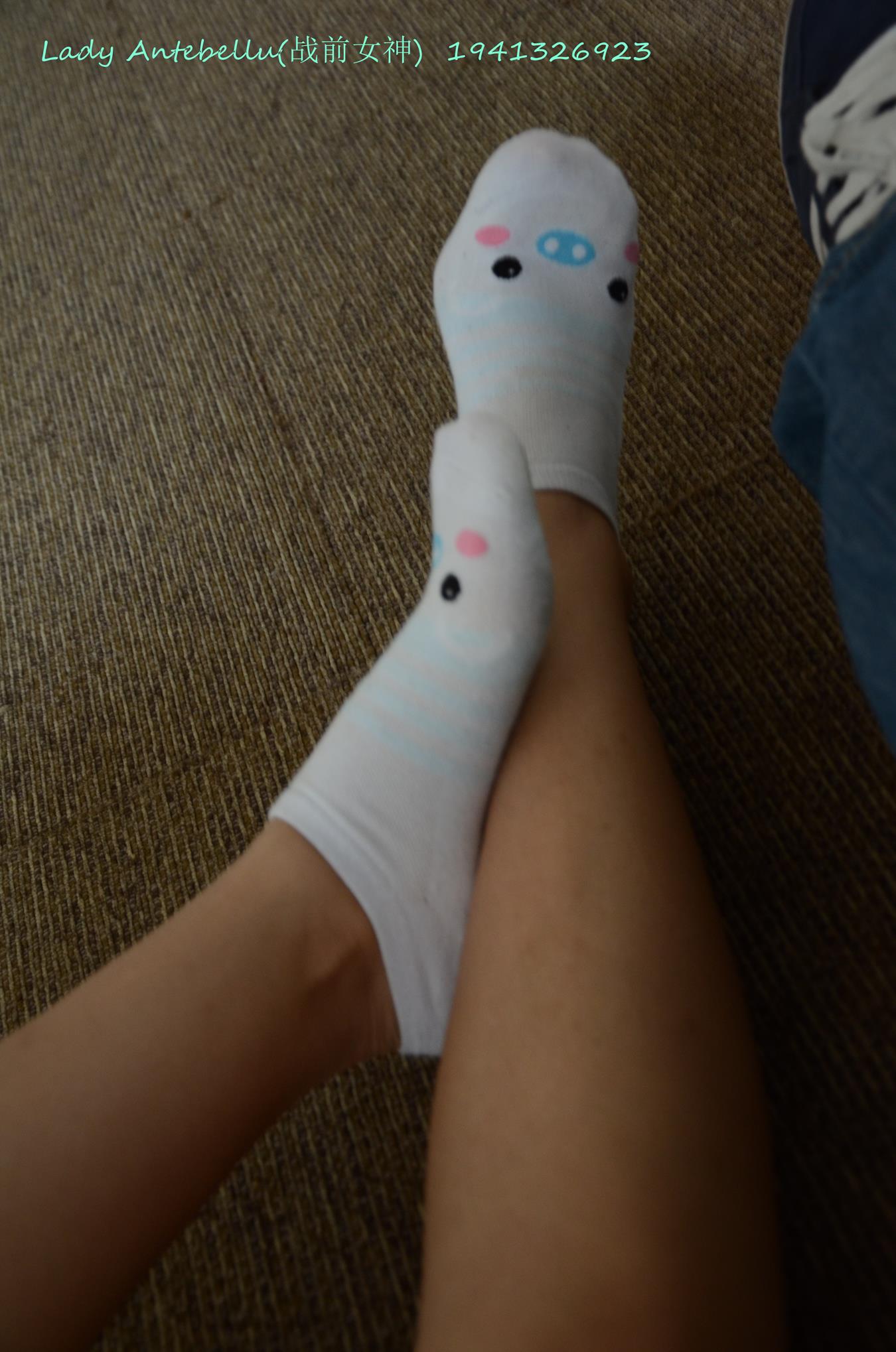 图片[21]-[战前女神] 美腿美足精品摄影套图 064 [60P] – 速更版-美库