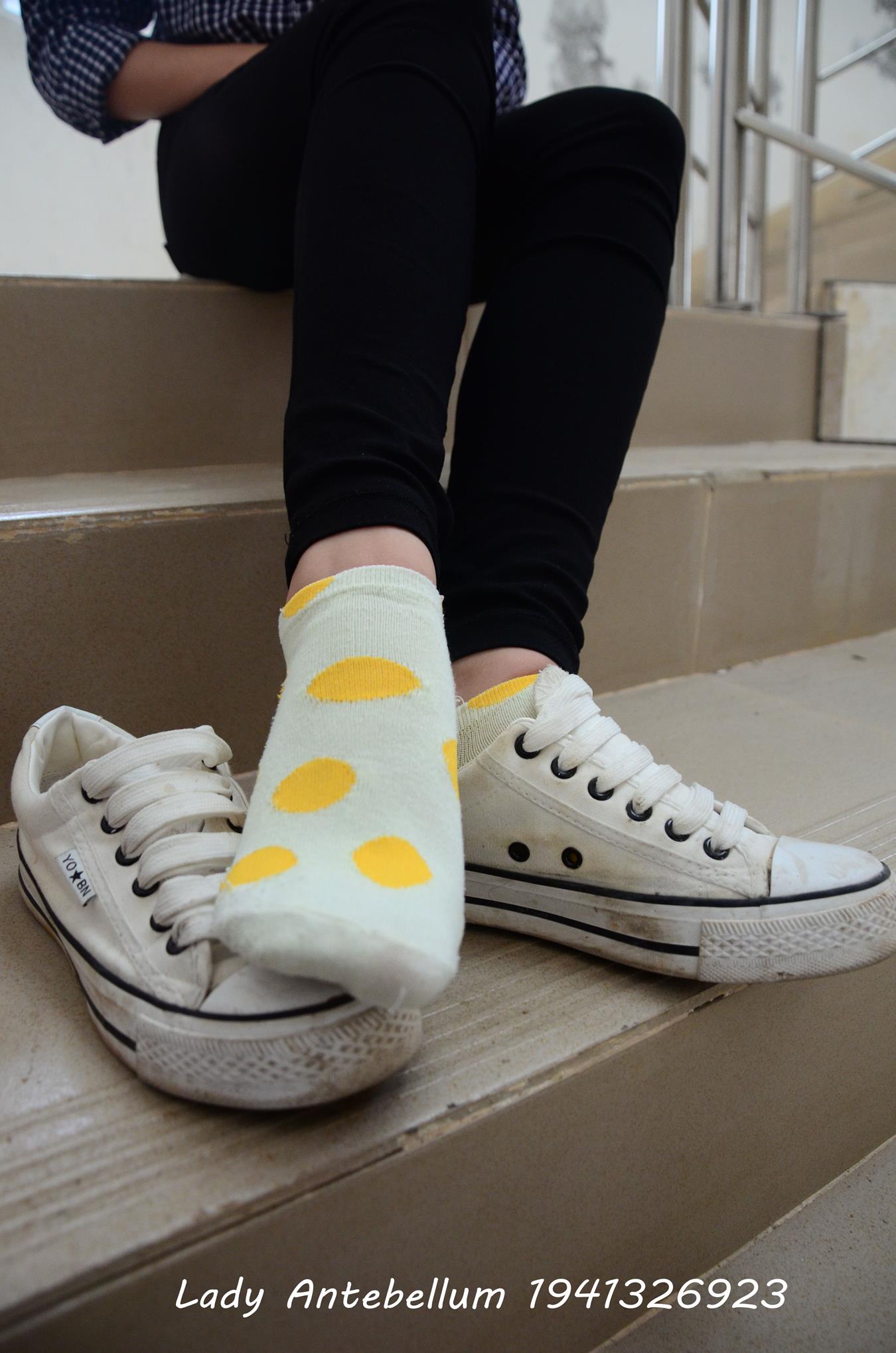 图片[18]-[战前女神] 美腿美足精品摄影套图 066 [57P] – 速更版-美库