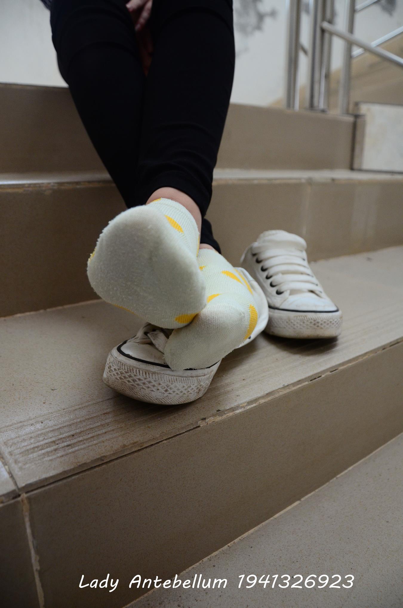 图片[24]-[战前女神] 美腿美足精品摄影套图 066 [57P] – 速更版-美库