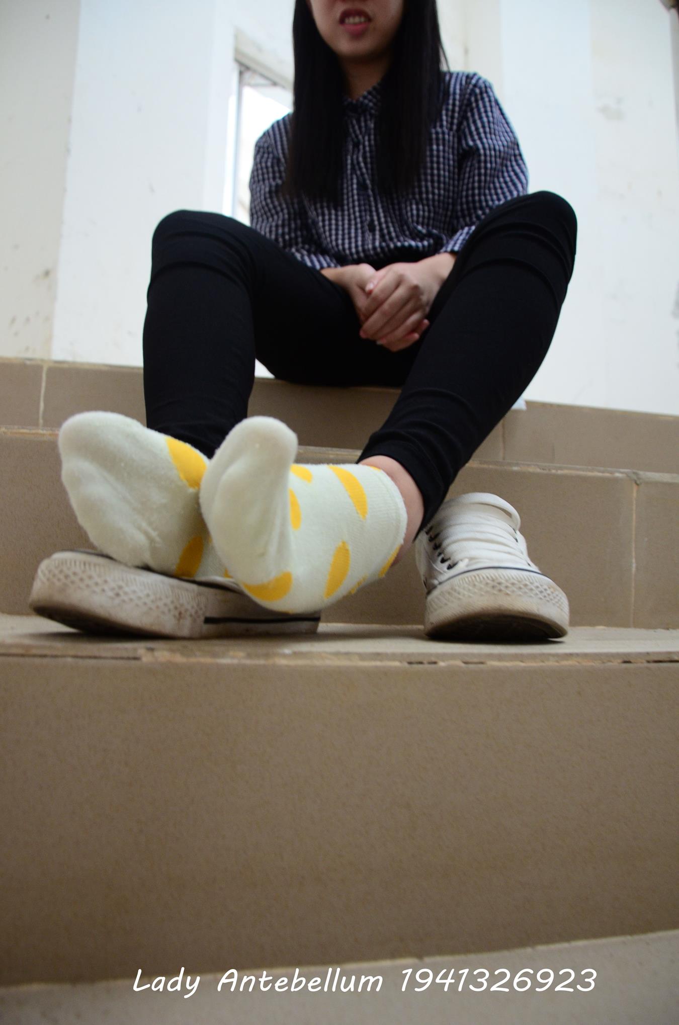 图片[28]-[战前女神] 美腿美足精品摄影套图 066 [57P] – 速更版-美库