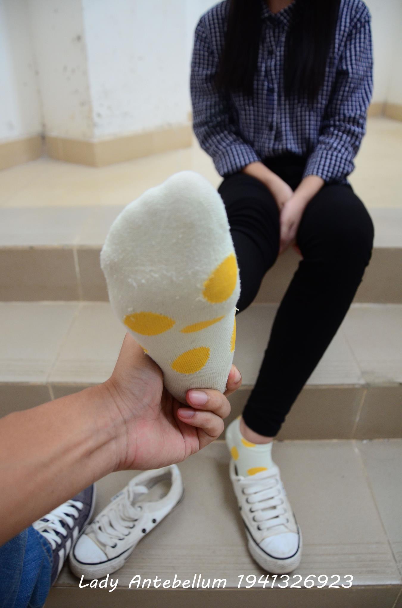 图片[35]-[战前女神] 美腿美足精品摄影套图 066 [57P] – 速更版-美库