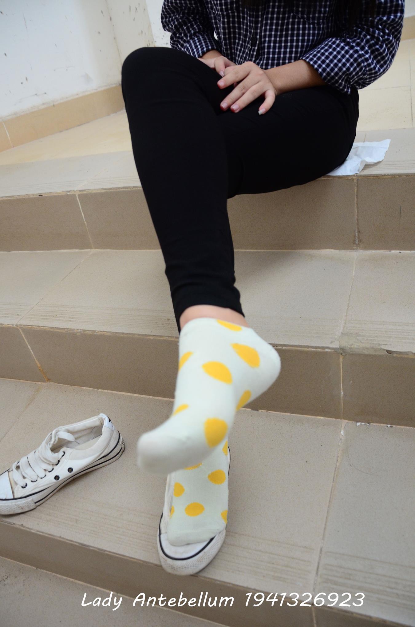 图片[39]-[战前女神] 美腿美足精品摄影套图 066 [57P] – 速更版-美库