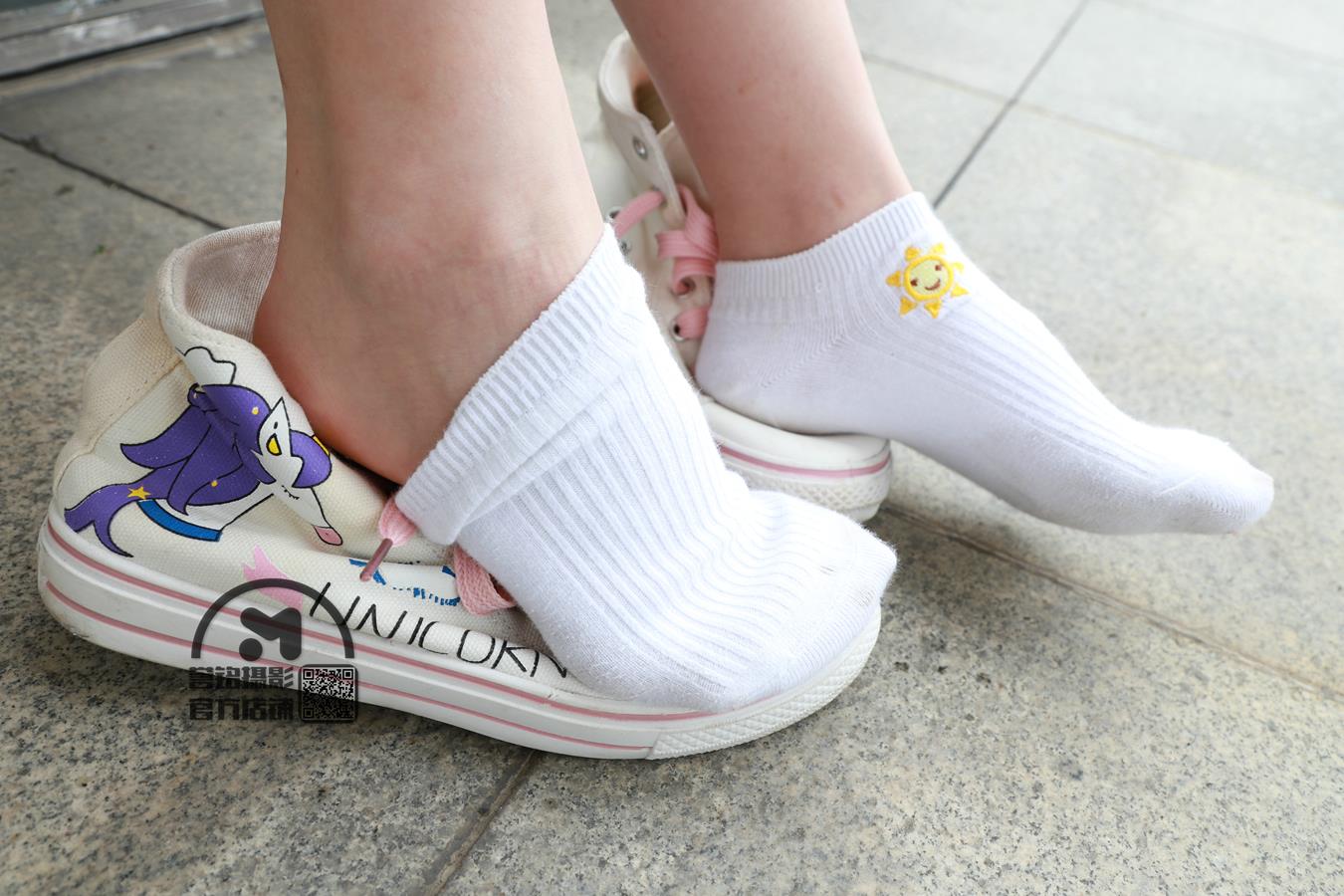 图片[34]-[誉铭传媒]袜足摄影 2020年 NO.034[73P] – 速更版-美库