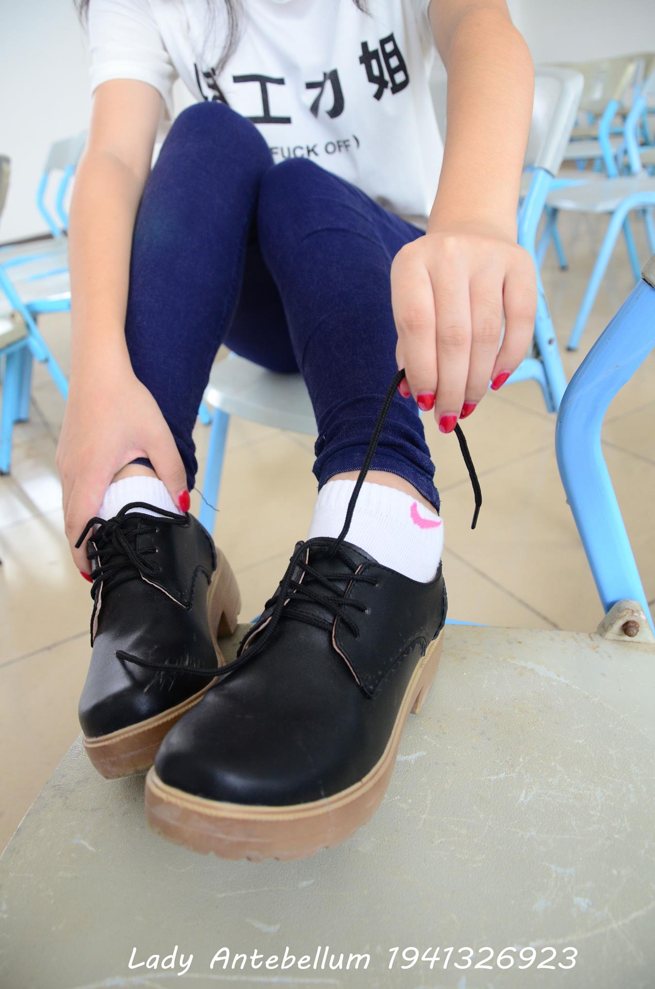 图片[11]-[战前女神] 美腿美足精品摄影套图 067 [88P] – 速更版-美库