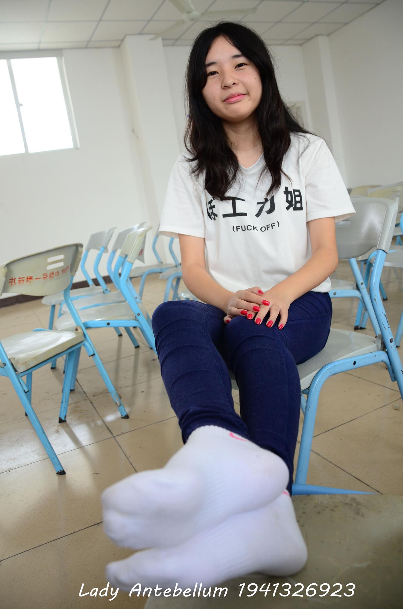 图片[20]-[战前女神] 美腿美足精品摄影套图 067 [88P] – 速更版-美库