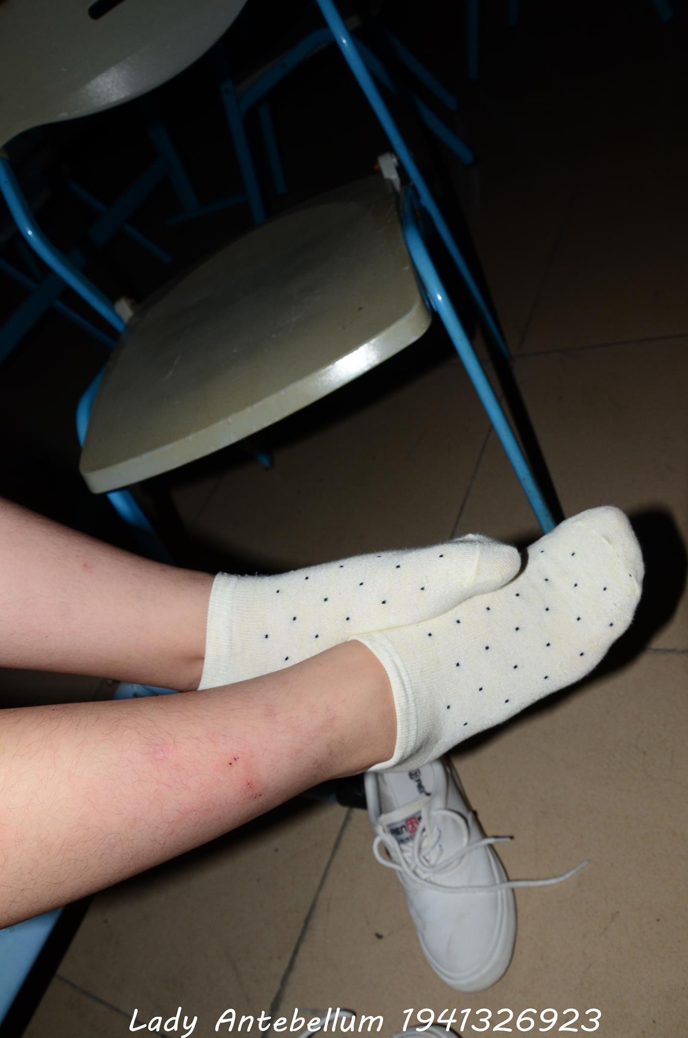 图片[15]-[战前女神] 美腿美足精品摄影套图 068 [62P] – 速更版-美库