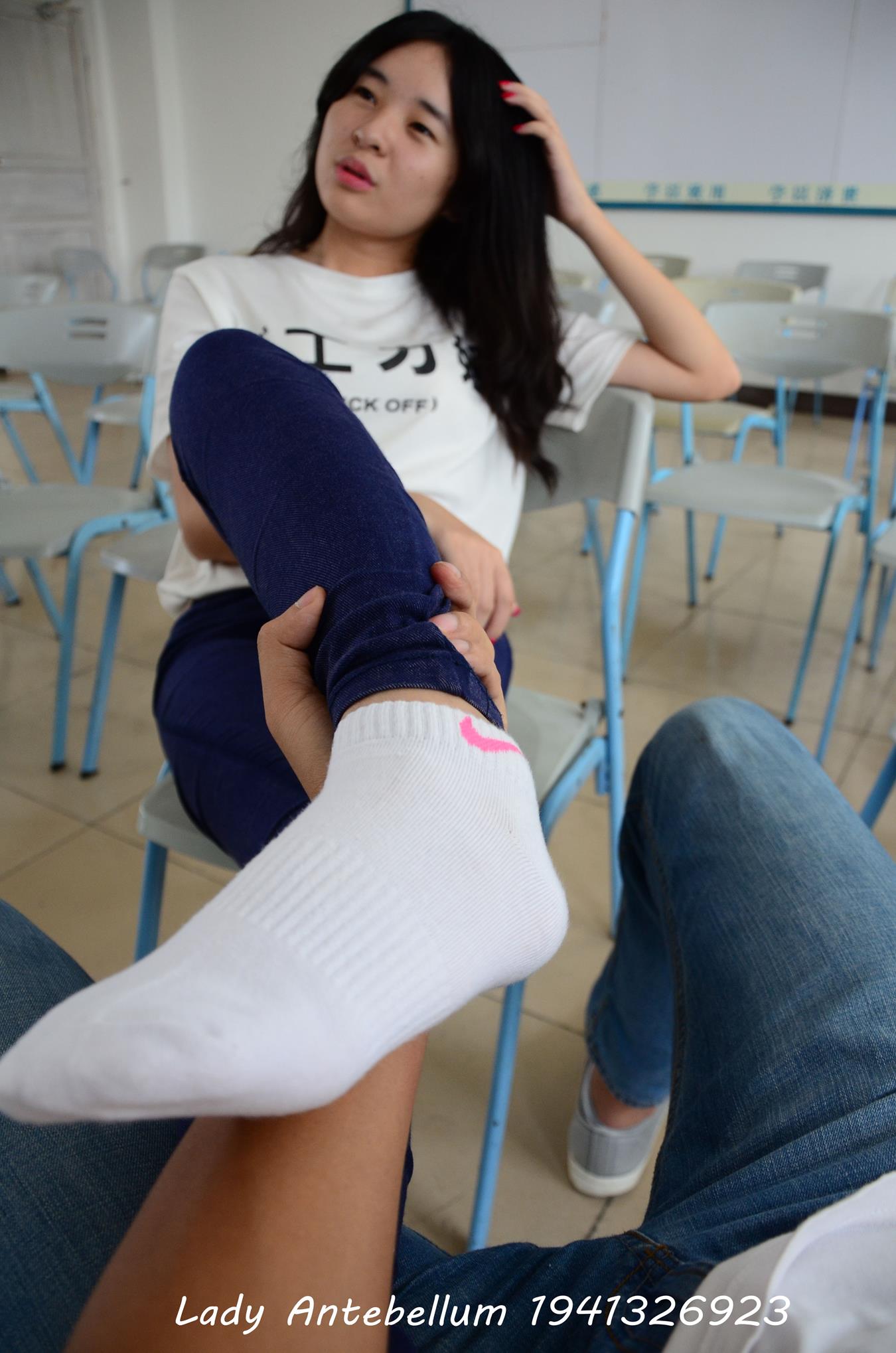 图片[49]-[战前女神] 美腿美足精品摄影套图 067 [88P] – 速更版-美库