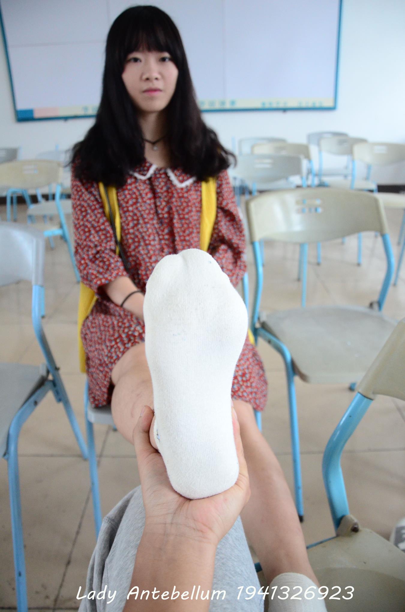 图片[43]-[战前女神] 美腿美足精品摄影套图 069 [72P] – 速更版-美库