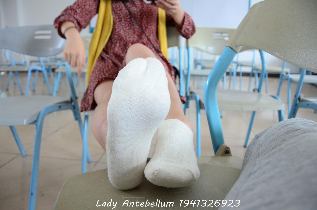 图片[46]-[战前女神] 美腿美足精品摄影套图 069 [72P] – 速更版-美库