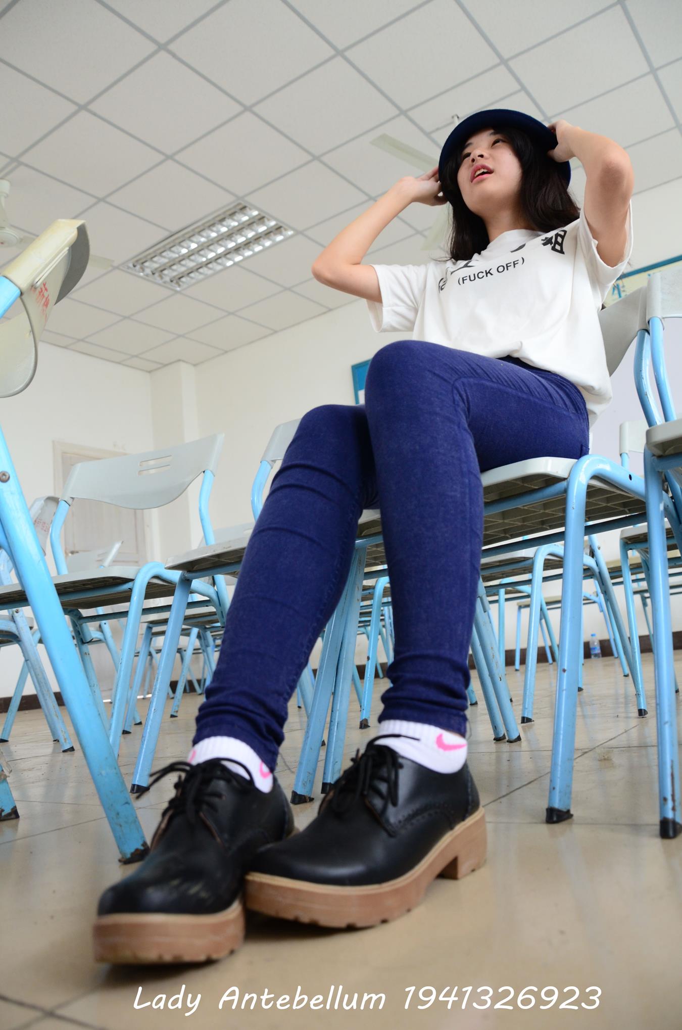 图片[81]-[战前女神] 美腿美足精品摄影套图 067 [88P] – 速更版-美库