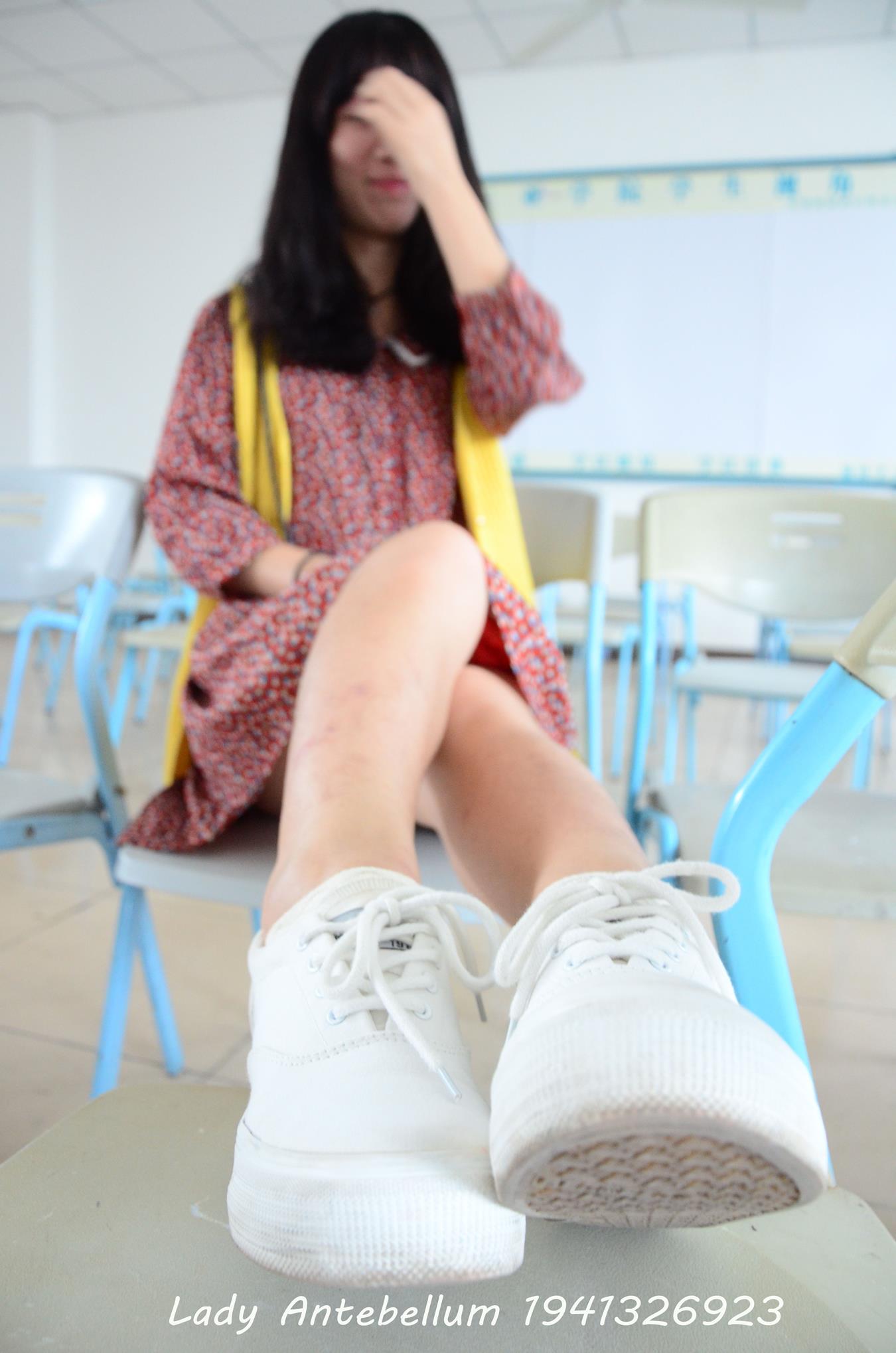 图片[73]-[战前女神] 美腿美足精品摄影套图 069 [72P] – 速更版-美库