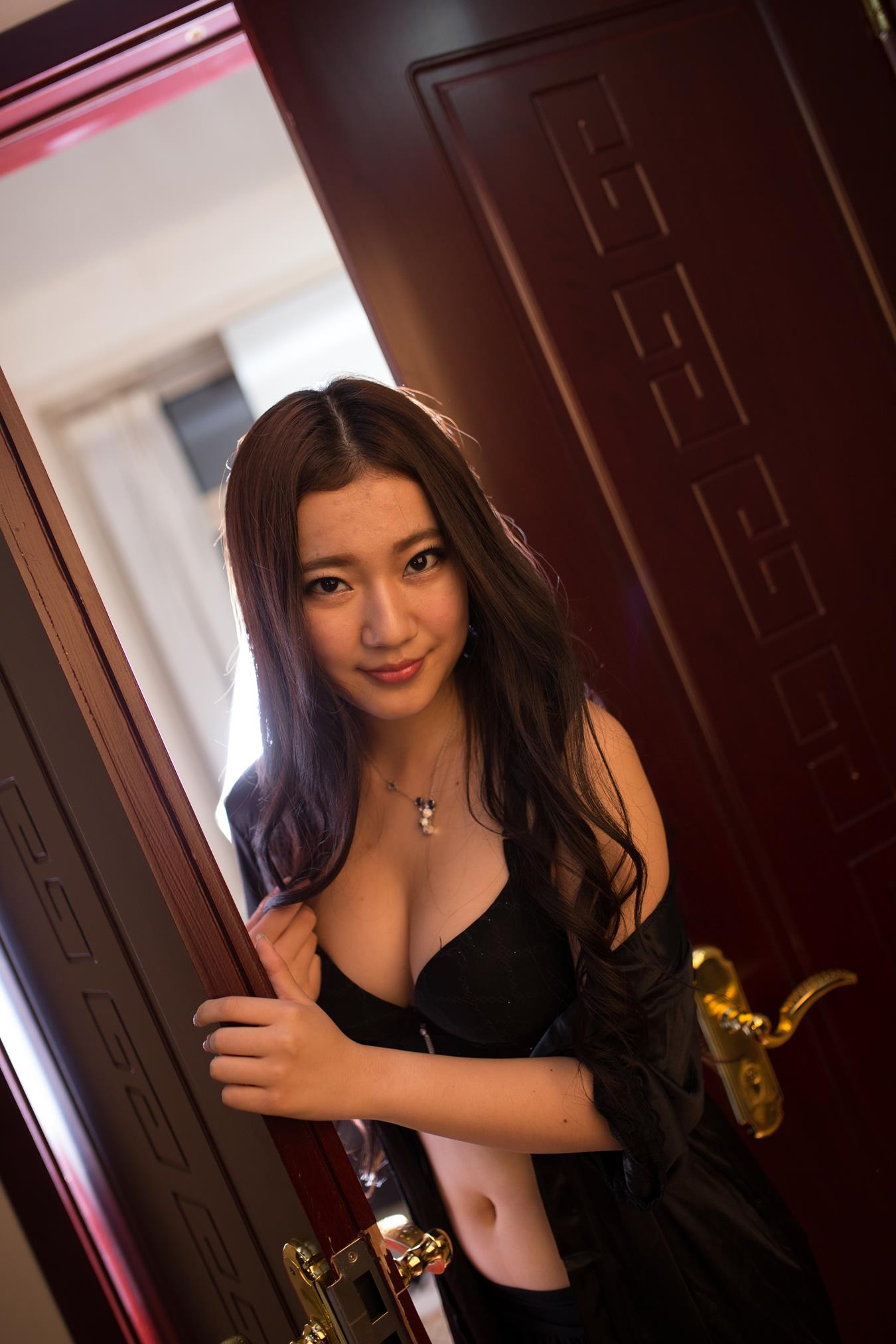 图片[82]-[大名模网]2015 第7期 女神张巍腾私房大片[100+10P] – 速更版-美库