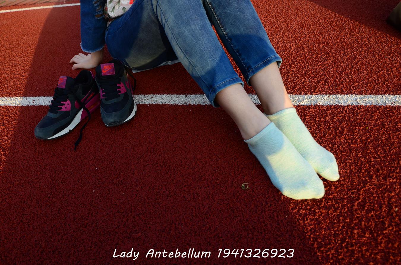 图片[10]-[战前女神] 美腿美足精品摄影套图 072 [72P] – 速更版-美库