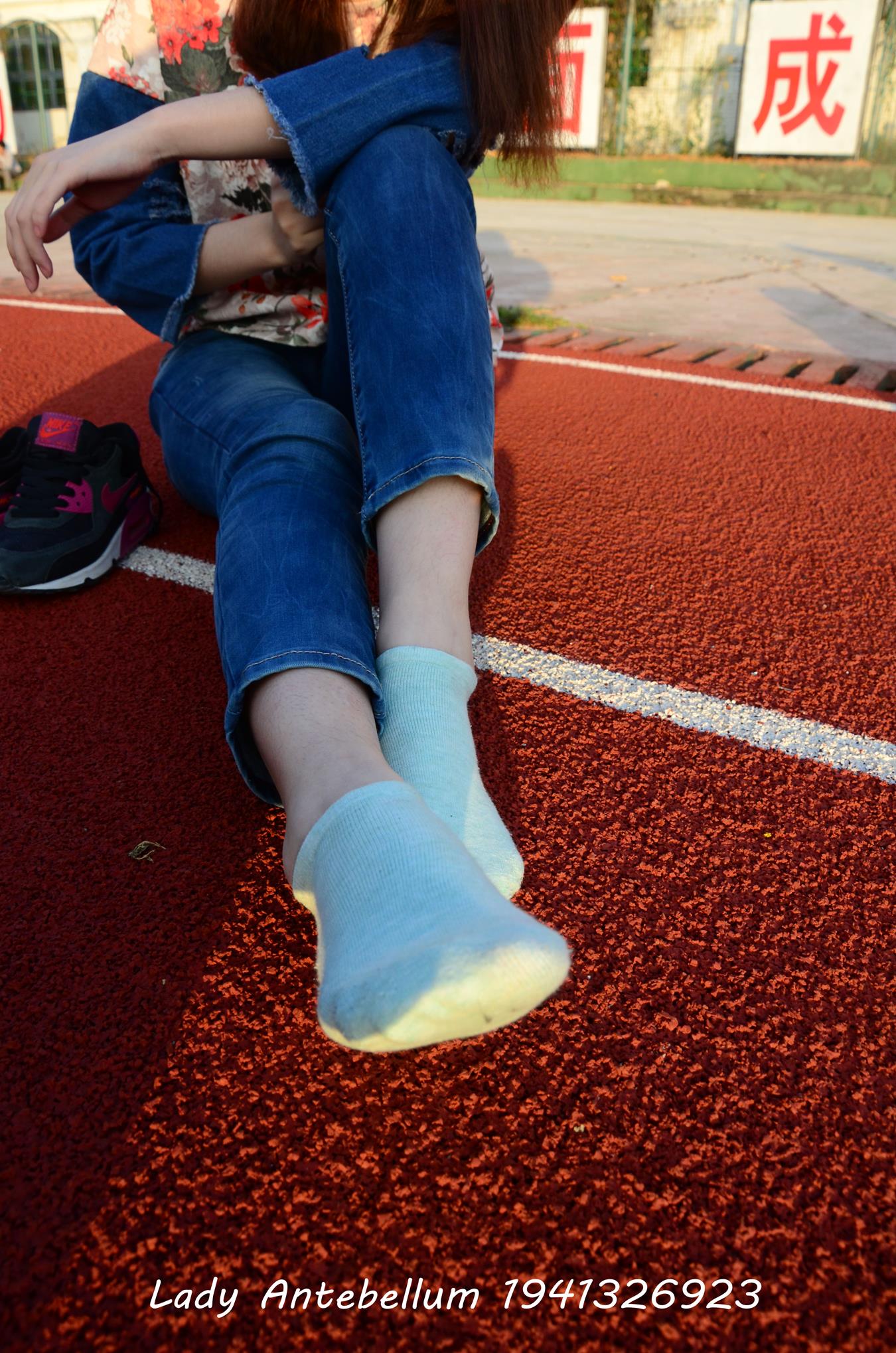 图片[13]-[战前女神] 美腿美足精品摄影套图 072 [72P] – 速更版-美库