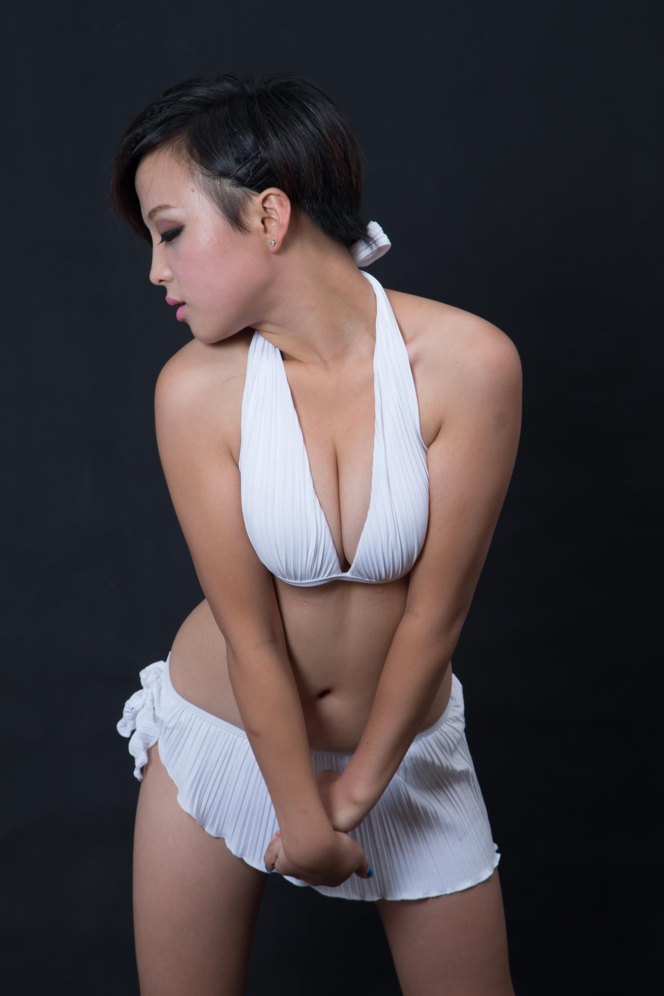 图片[10]-[大名模网]2015 第8期 女神牛妞房大片[100+10P] – 速更版-美库