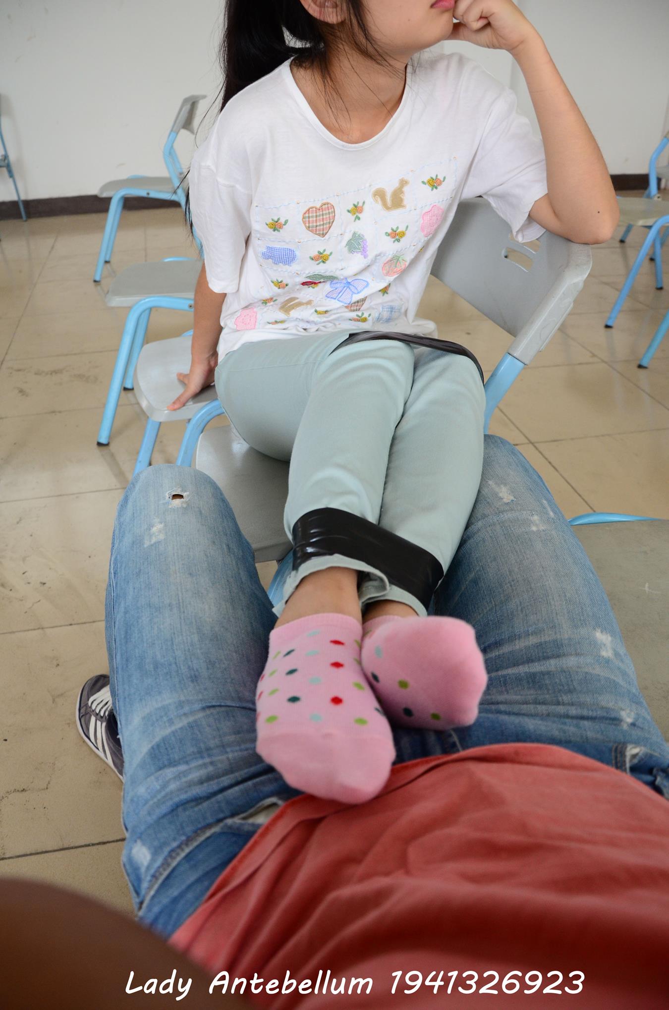 图片[29]-[战前女神] 美腿美足精品摄影套图 071 [92P] – 速更版-美库