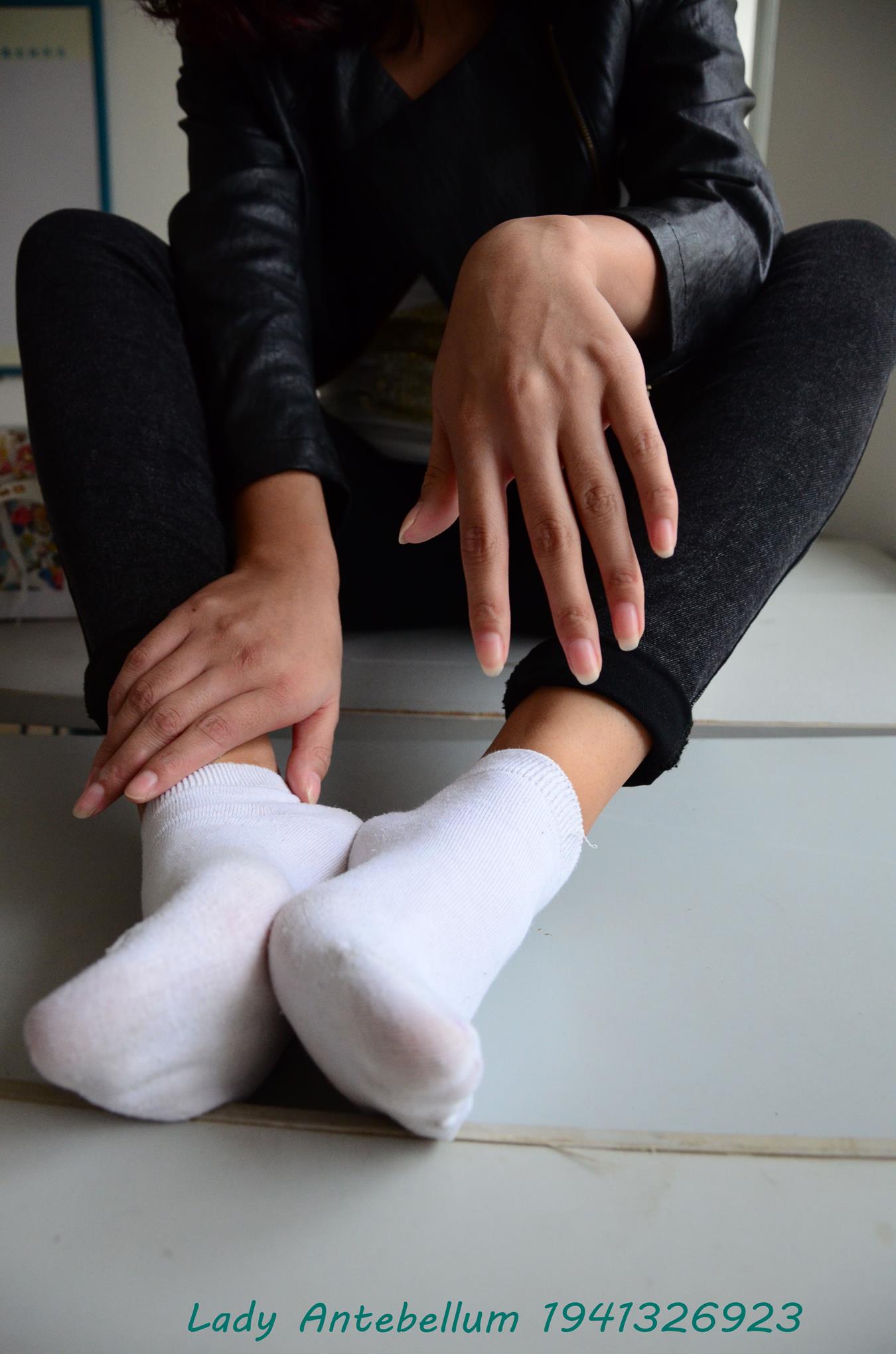 图片[42]-[战前女神] 美腿美足精品摄影套图 070 [82P] – 速更版-美库