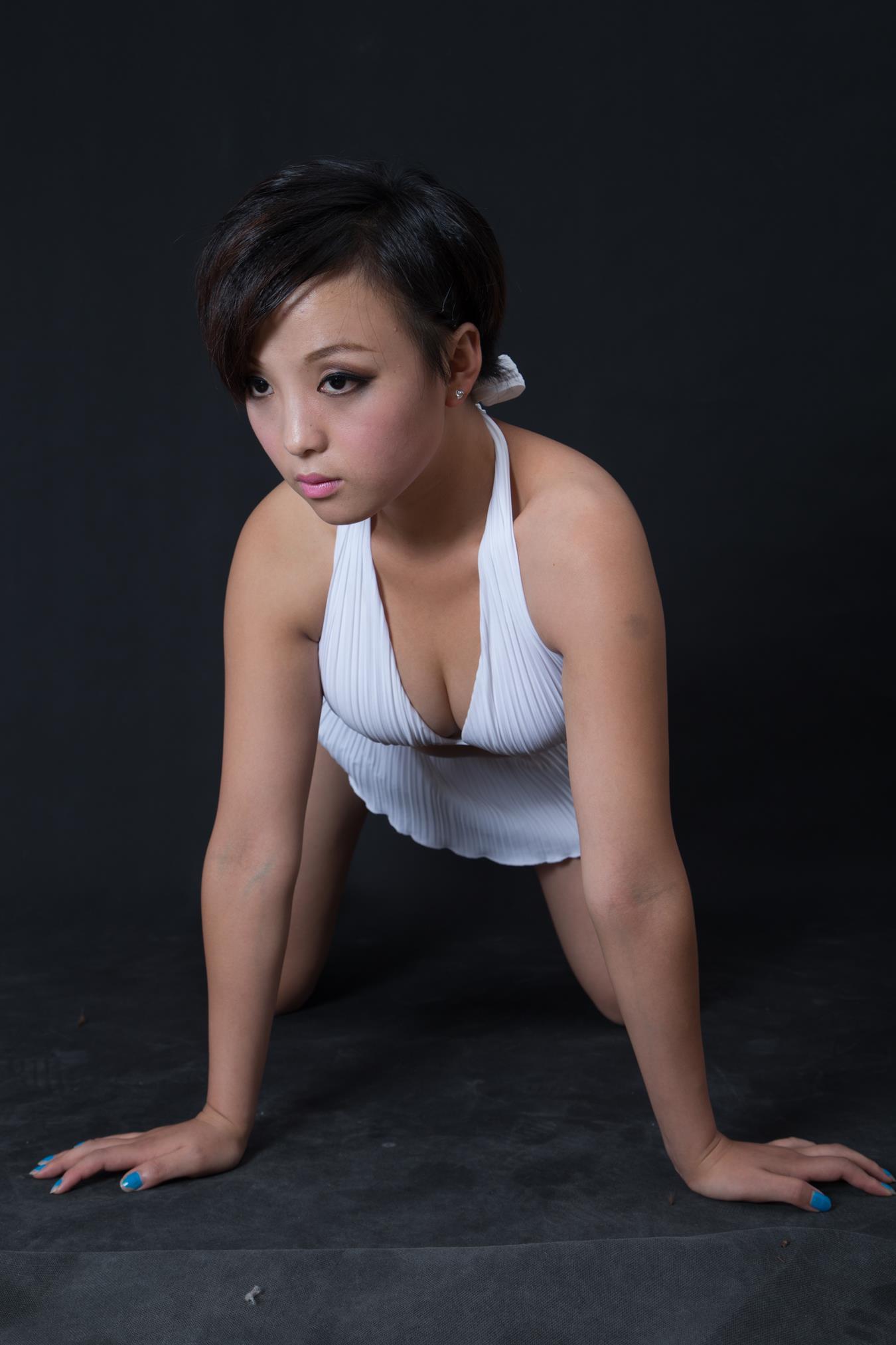 图片[26]-[大名模网]2015 第8期 女神牛妞房大片[100+10P] – 速更版-美库