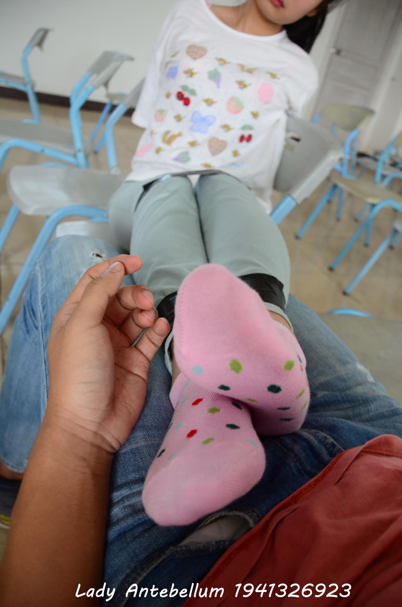 图片[39]-[战前女神] 美腿美足精品摄影套图 071 [92P] – 速更版-美库