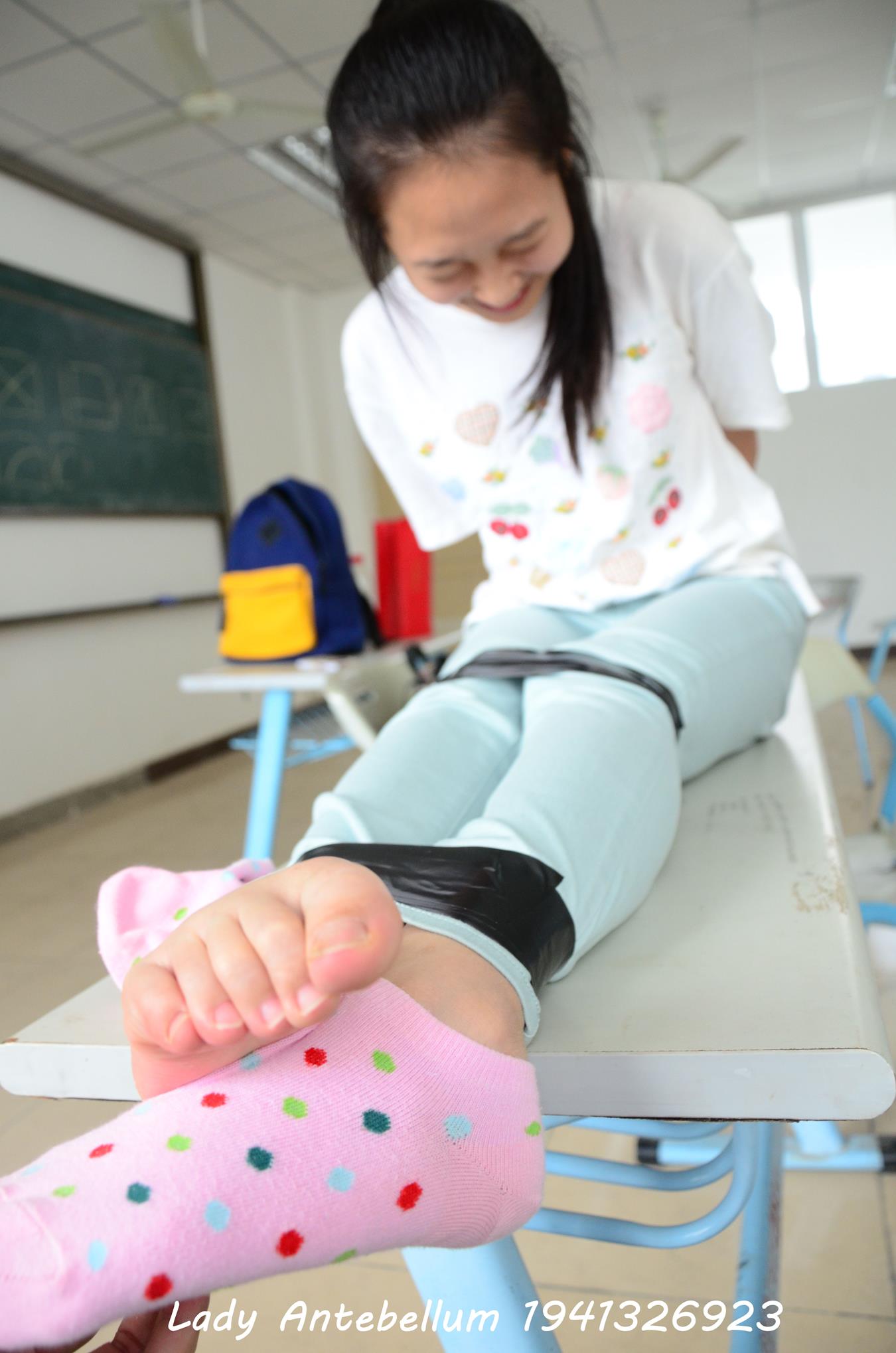 图片[52]-[战前女神] 美腿美足精品摄影套图 071 [92P] – 速更版-美库