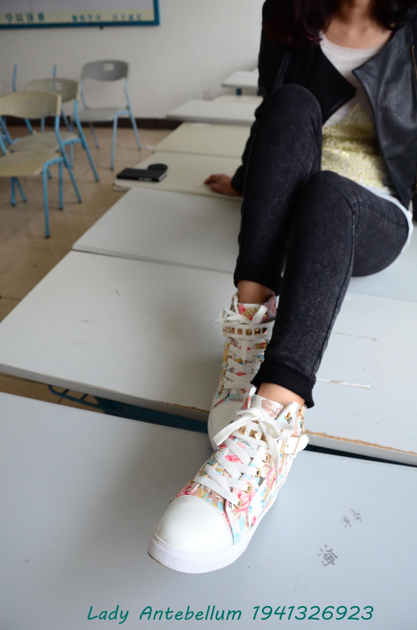 图片[72]-[战前女神] 美腿美足精品摄影套图 070 [82P] – 速更版-美库