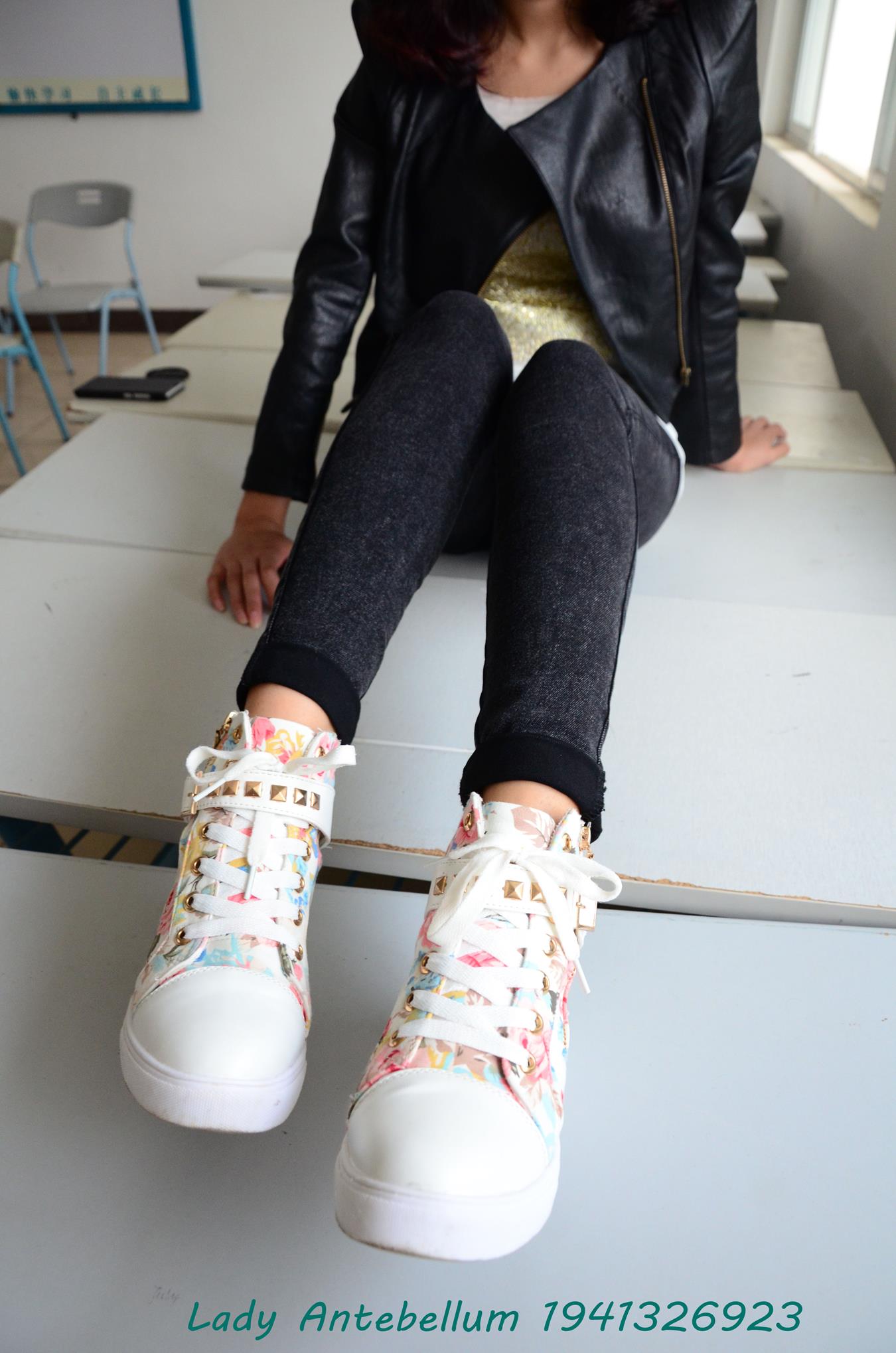 图片[73]-[战前女神] 美腿美足精品摄影套图 070 [82P] – 速更版-美库