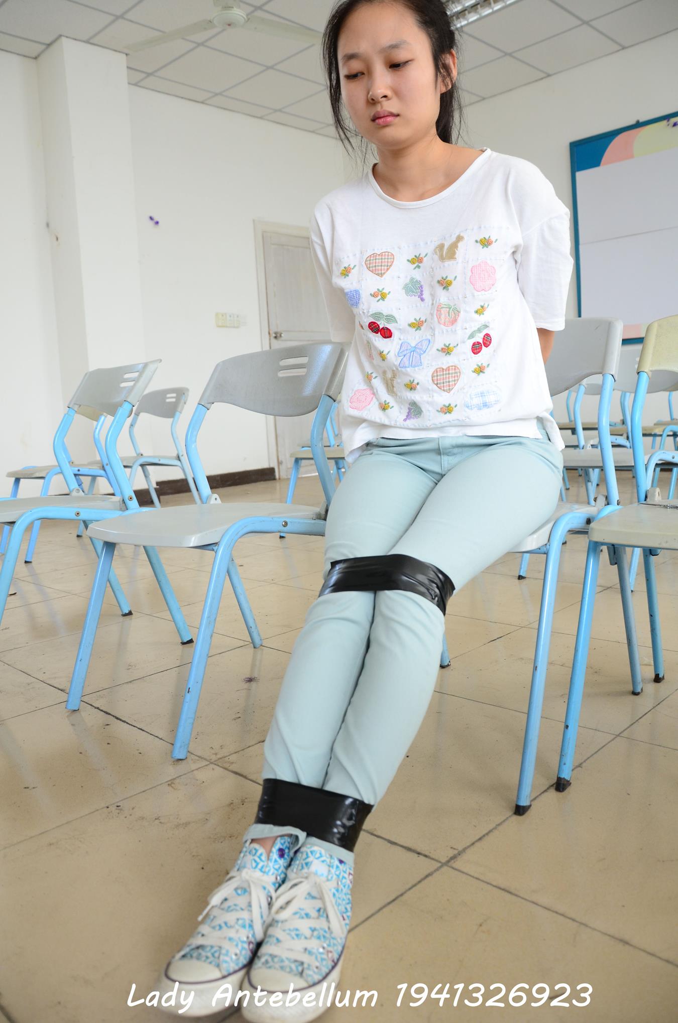 图片[91]-[战前女神] 美腿美足精品摄影套图 071 [92P] – 速更版-美库