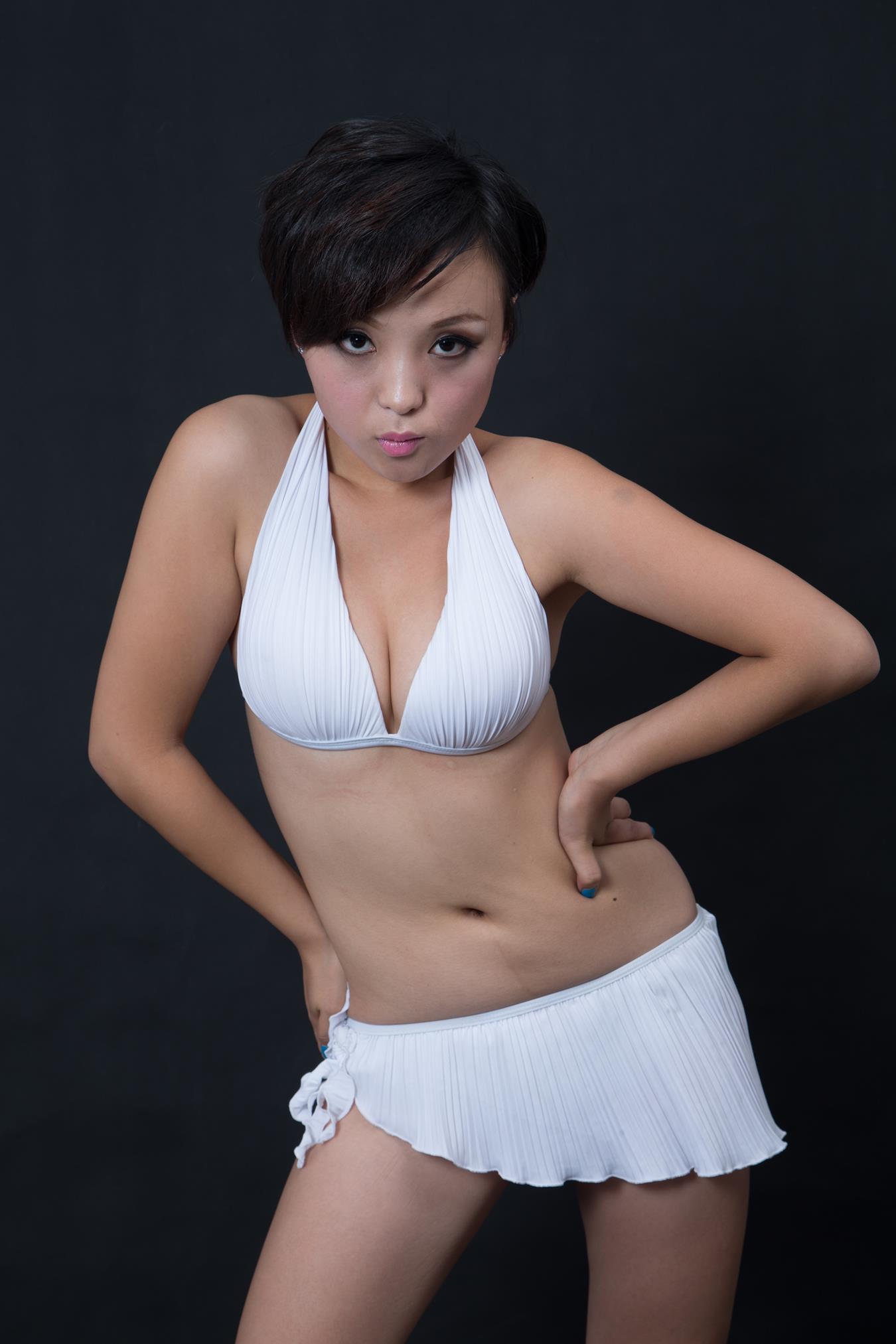 图片[110]-[大名模网]2015 第8期 女神牛妞房大片[100+10P] – 速更版-美库