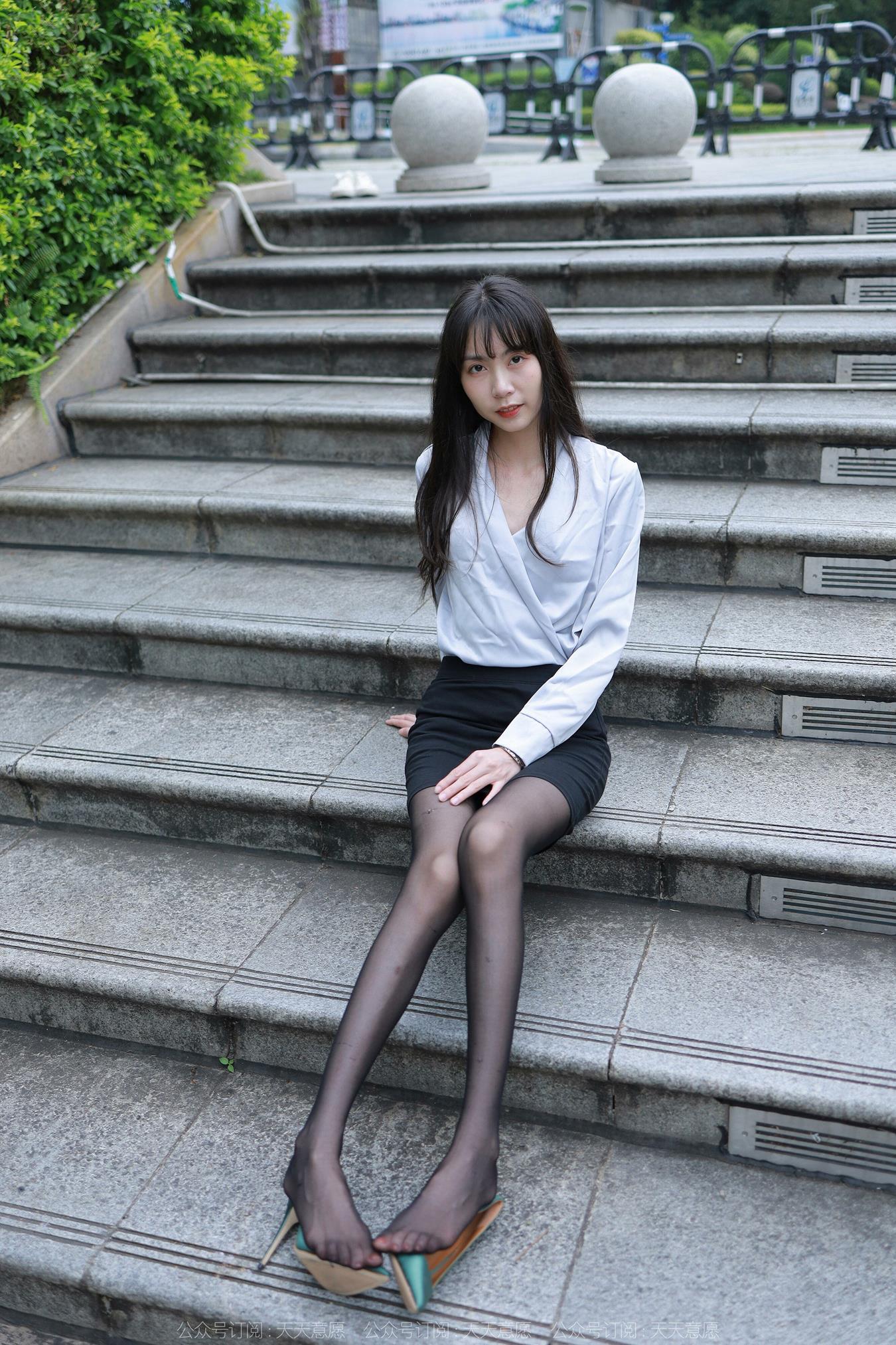 图片[25]-[IESS异思趣向] 2022.07.15 丝享家1148：团团《公园奇遇记》[80P] – 速更版-美库