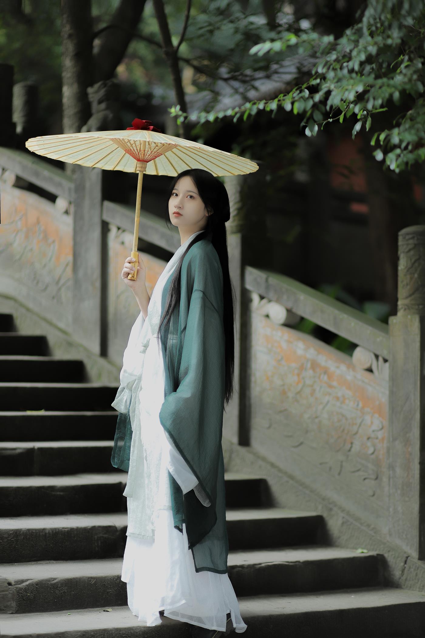 图片[13]-[YITUYU艺图语] 2022.02.18 人间忽晚，山河已秋 半夏夏夏 [21P] – 速更版-美库