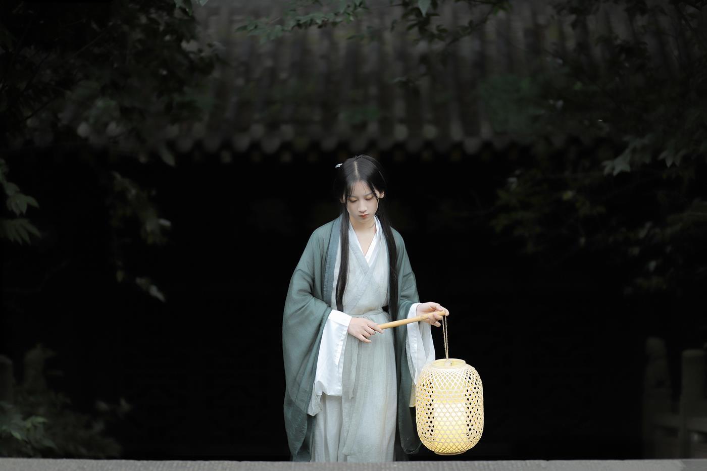 图片[23]-[YITUYU艺图语] 2022.02.18 人间忽晚，山河已秋 半夏夏夏 [21P] – 速更版-美库