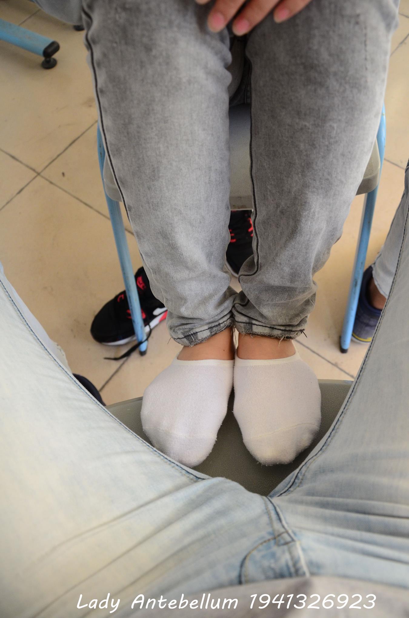 图片[16]-[战前女神] 美腿美足精品摄影套图 076 [52P] – 速更版-美库